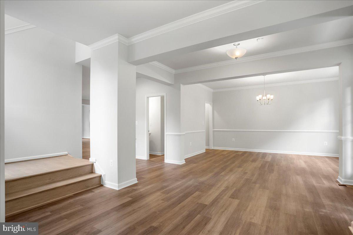 SWAN POINT - Residential