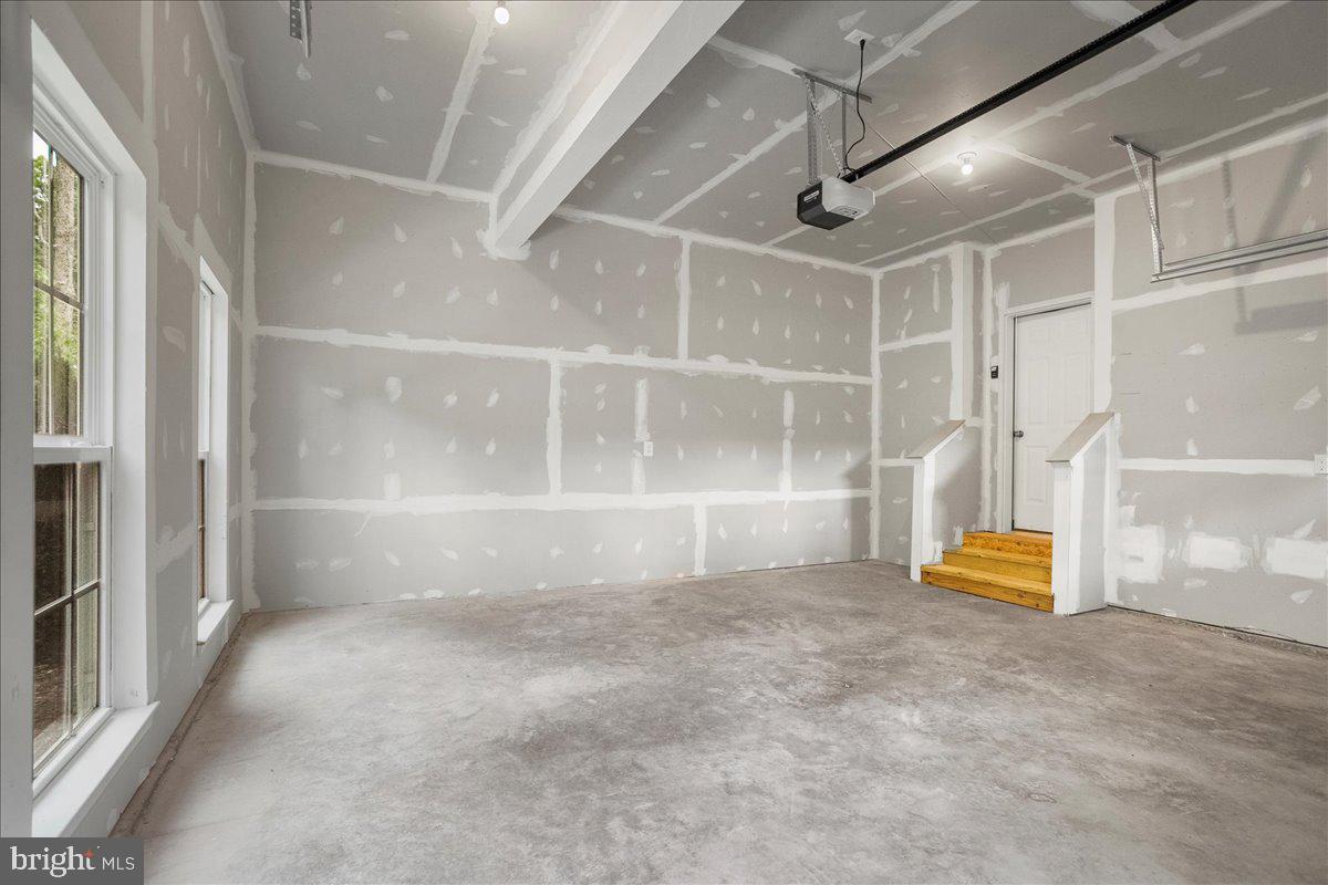 SWAN POINT - Residential