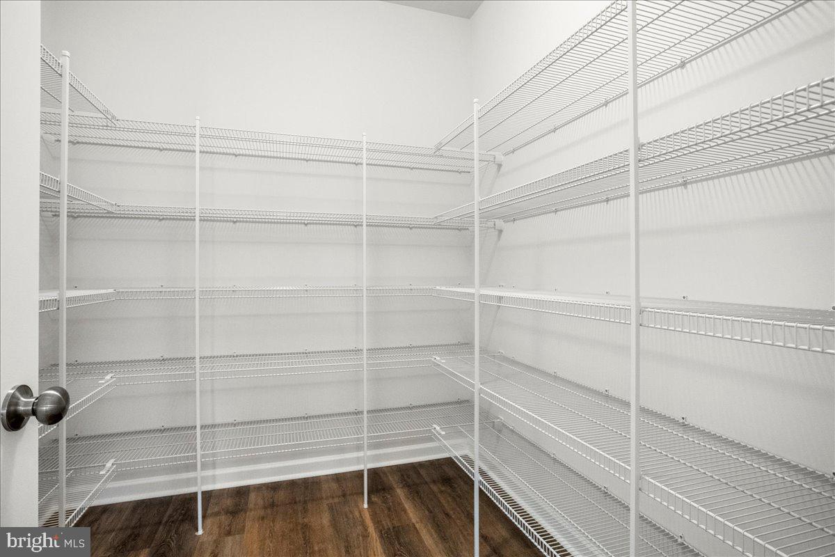 SWAN POINT - Residential