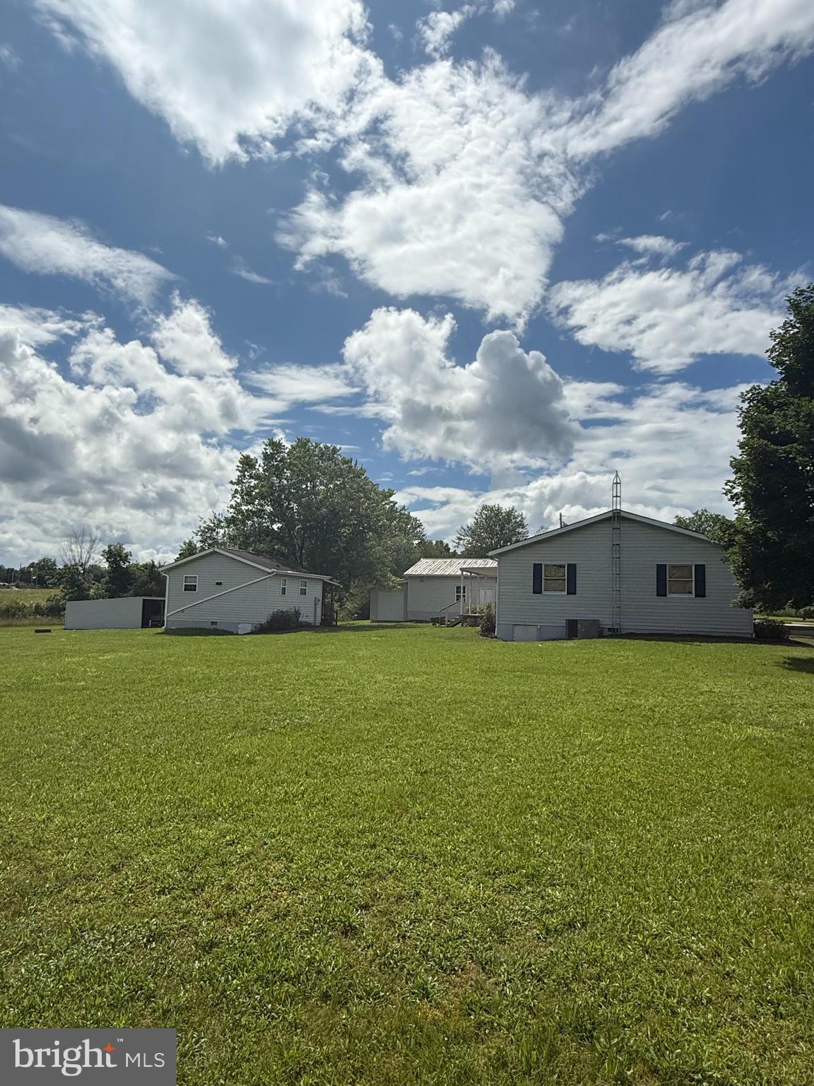 HENSELL HEIGHTS - Residential