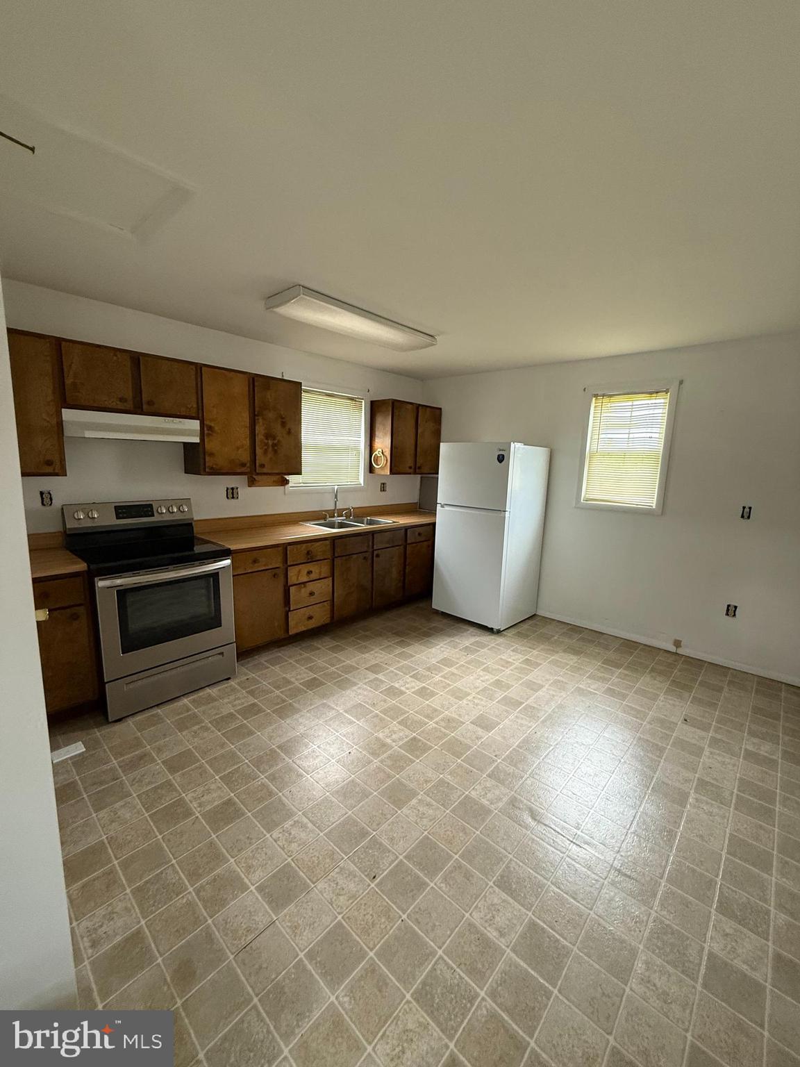 HENSELL HEIGHTS - Residential