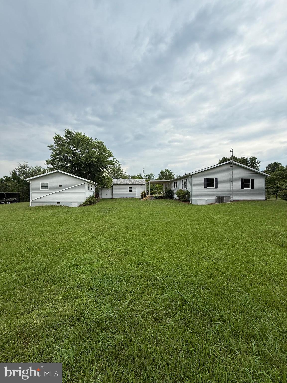 HENSELL HEIGHTS - Residential