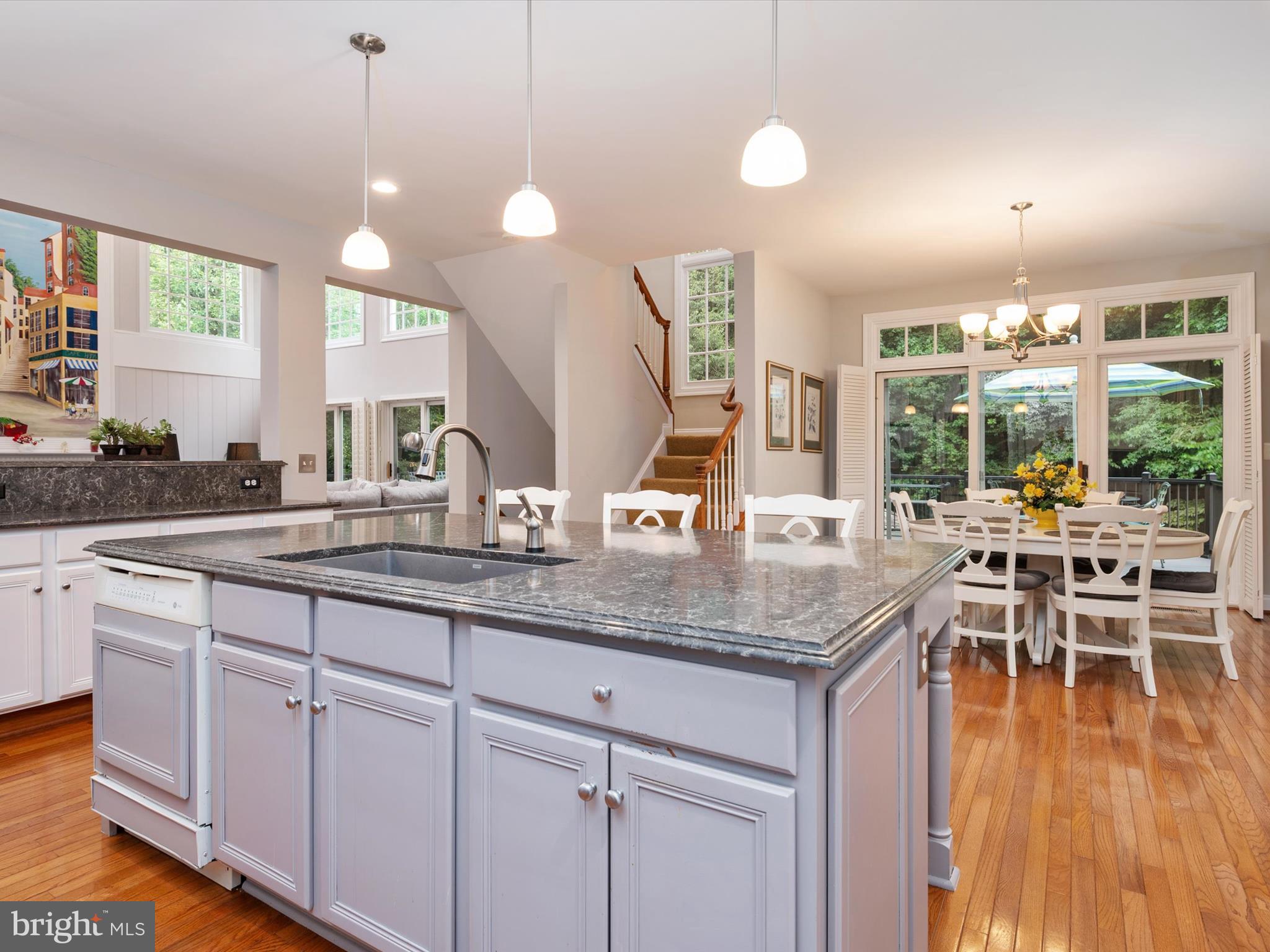 SOUTH RIVER CROSSING - Residential