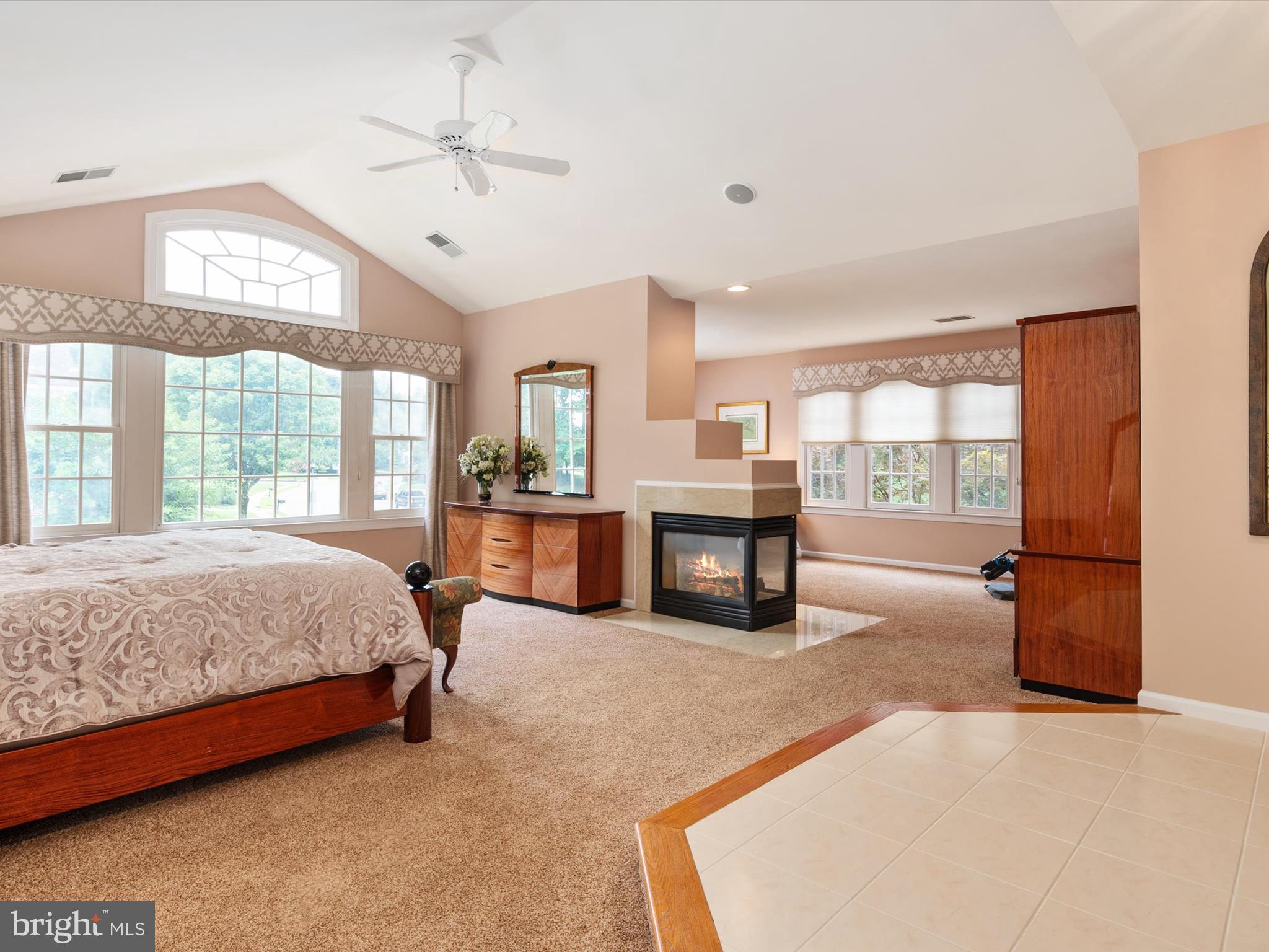 SOUTH RIVER CROSSING - Residential