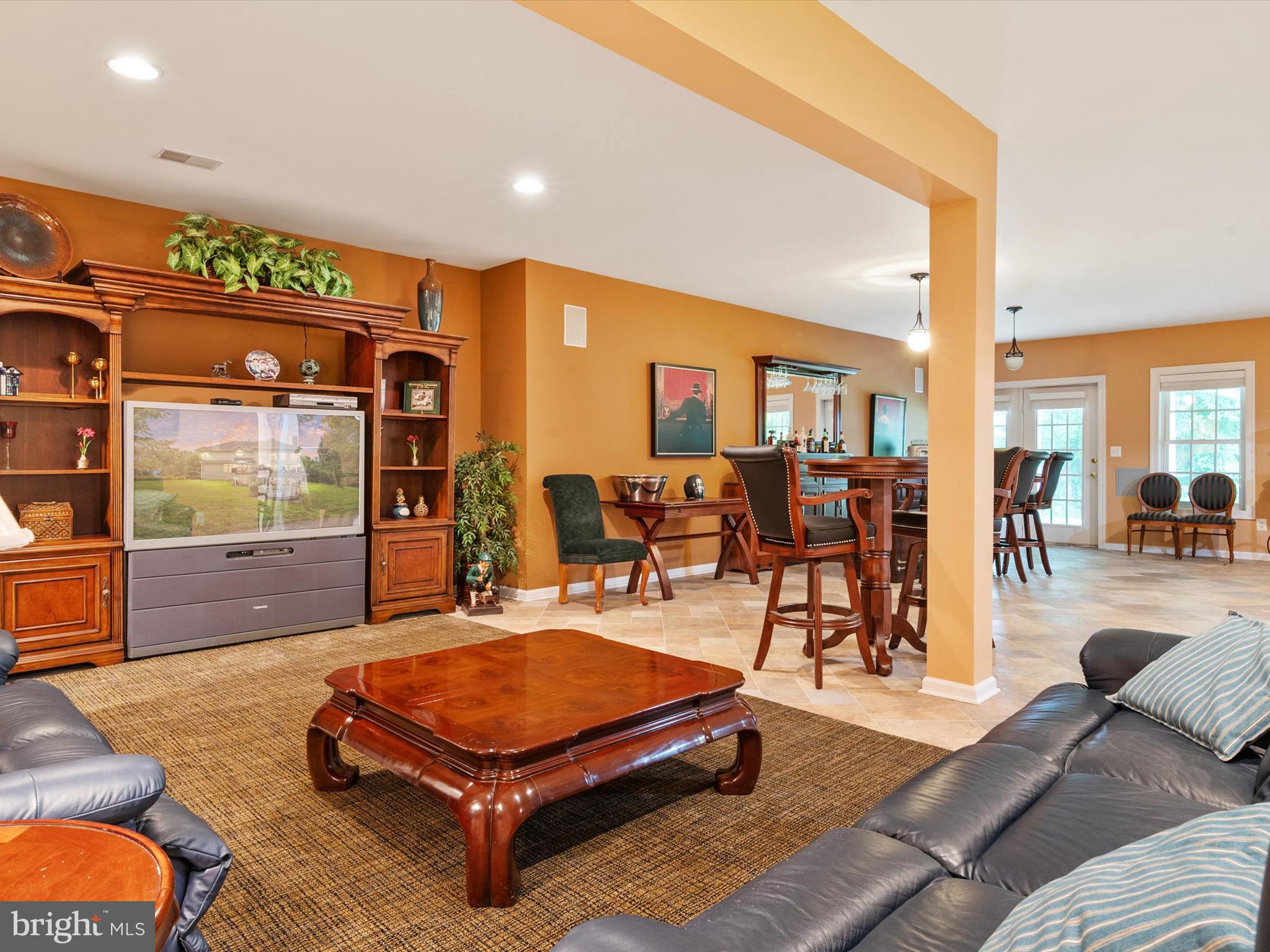 SOUTH RIVER CROSSING - Residential