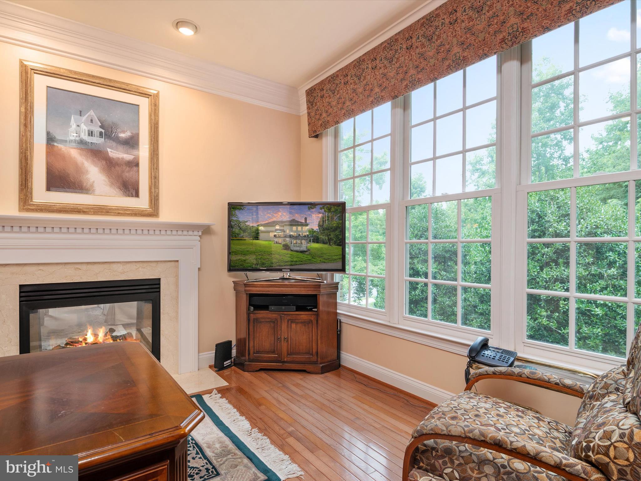 SOUTH RIVER CROSSING - Residential