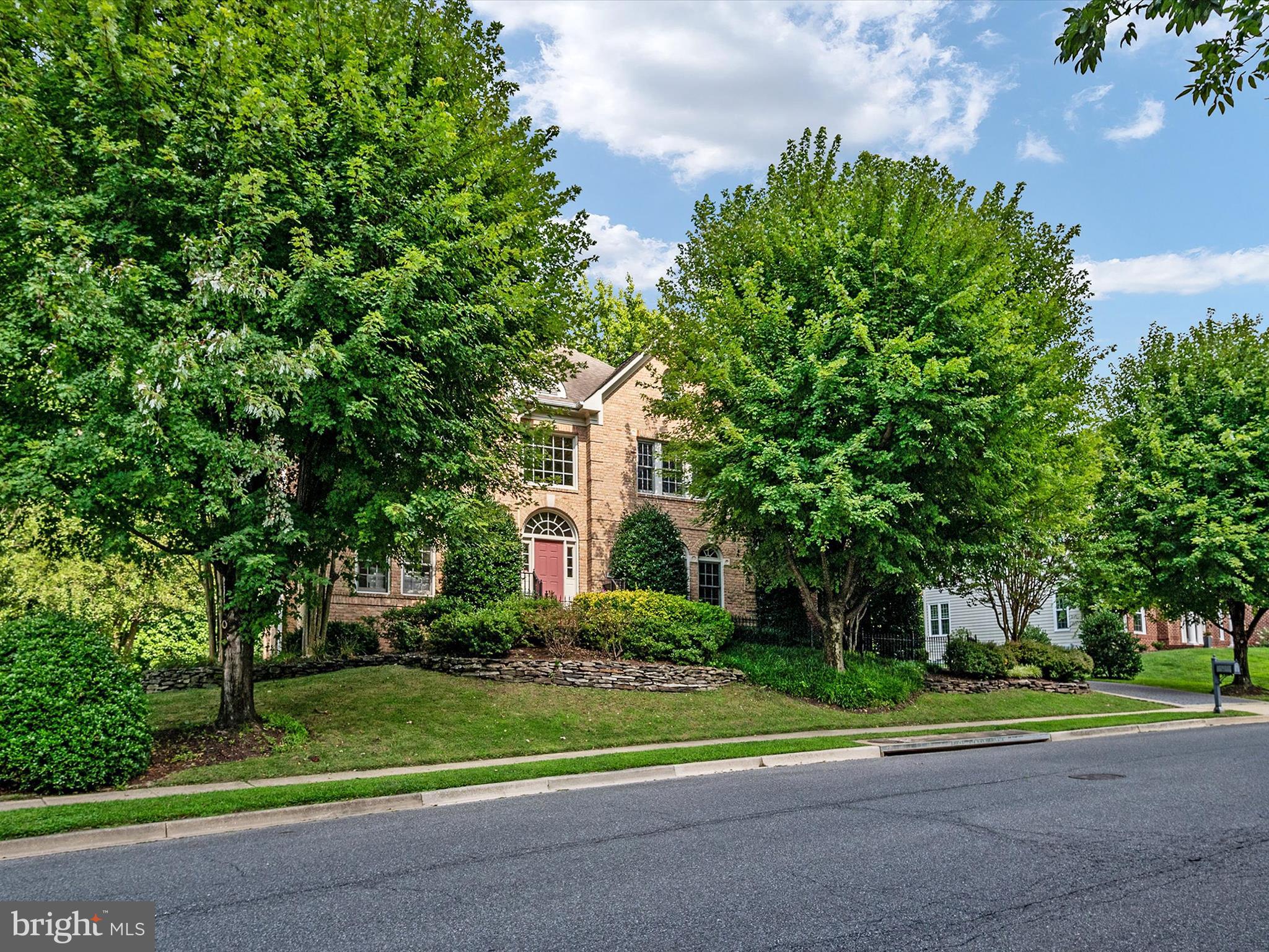 SOUTH RIVER CROSSING - Residential