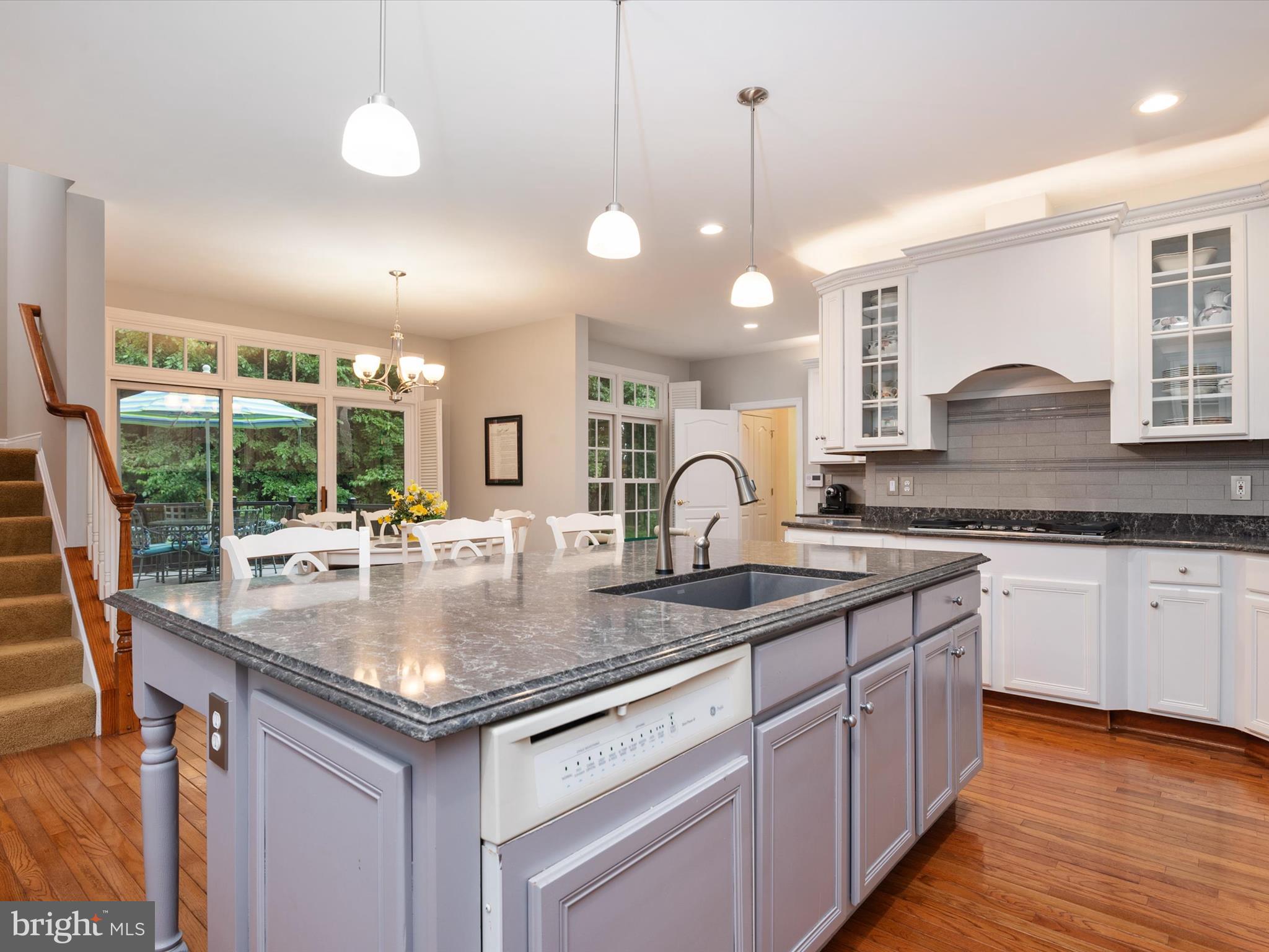 SOUTH RIVER CROSSING - Residential