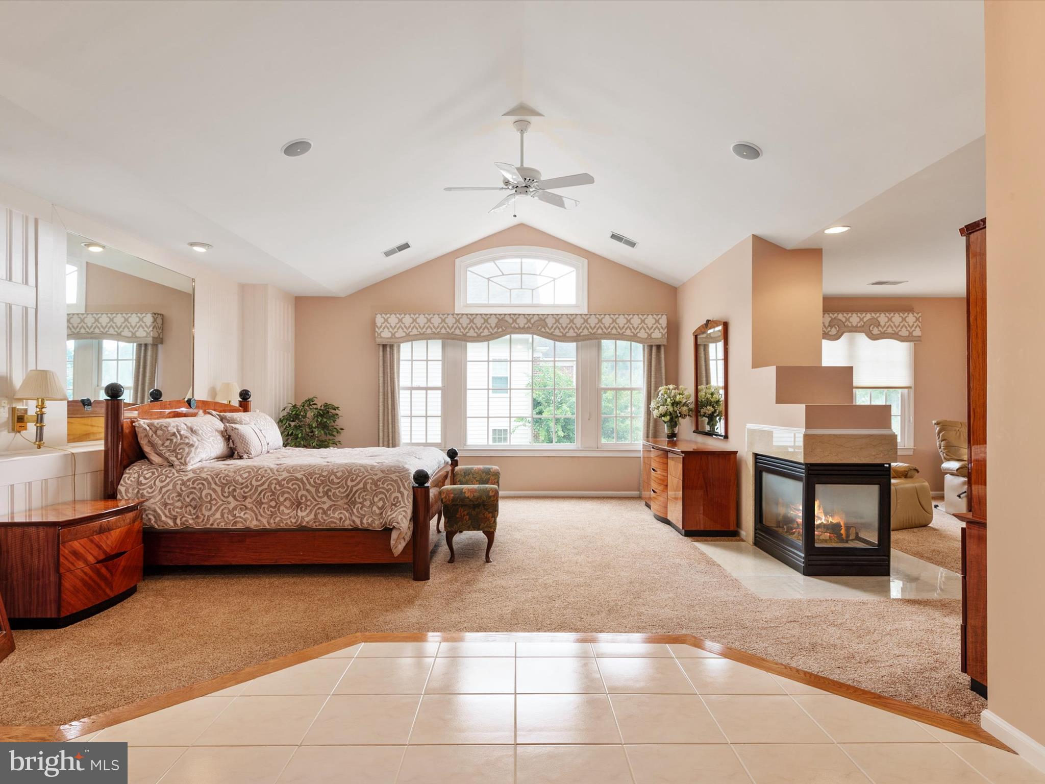 SOUTH RIVER CROSSING - Residential