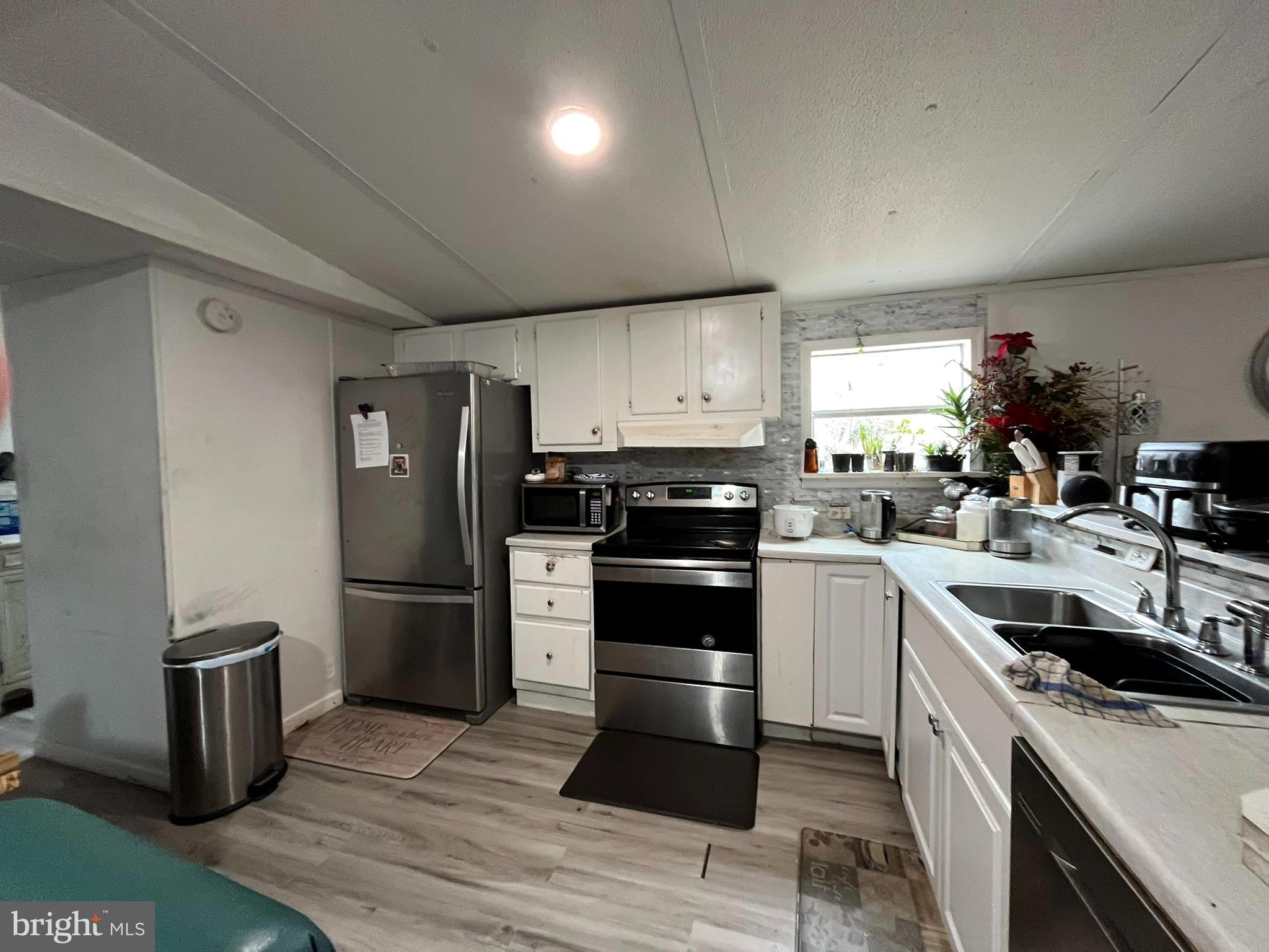 WESTSIDE MHP - Residential