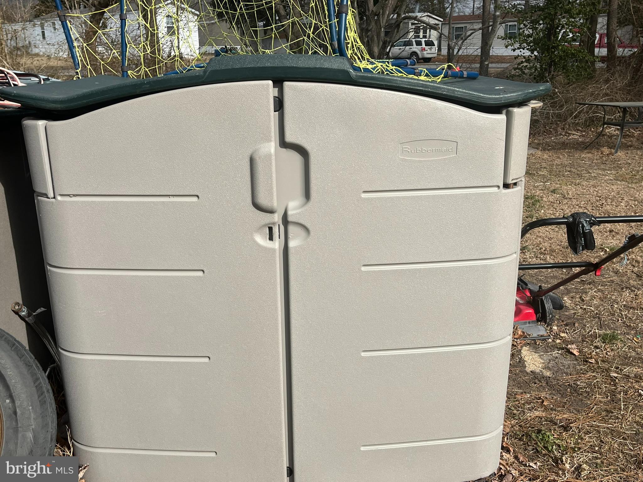 WESTSIDE MHP - Residential