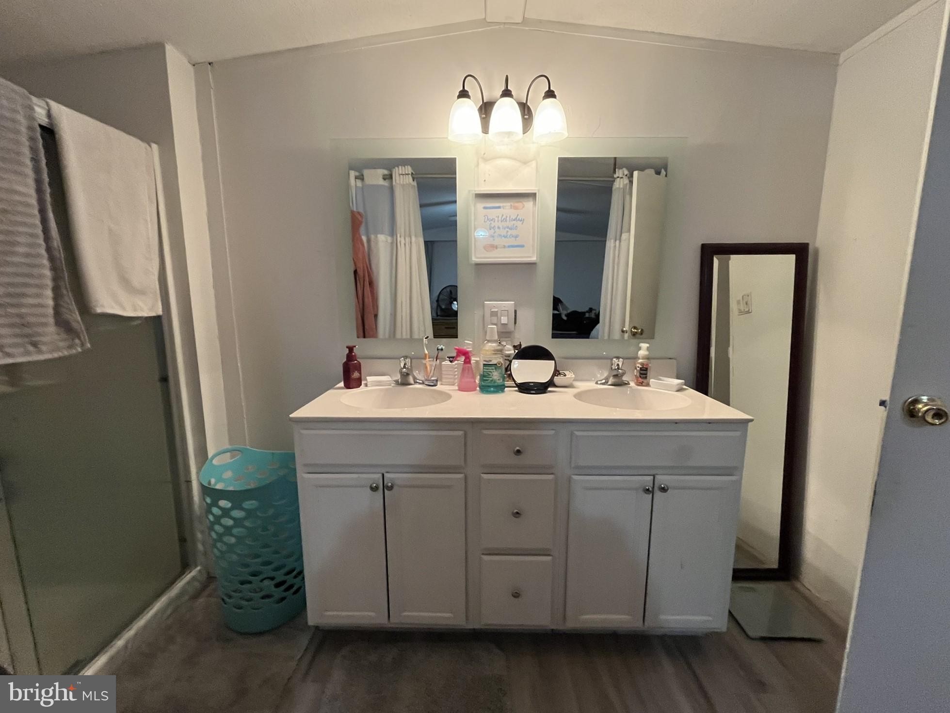 WESTSIDE MHP - Residential