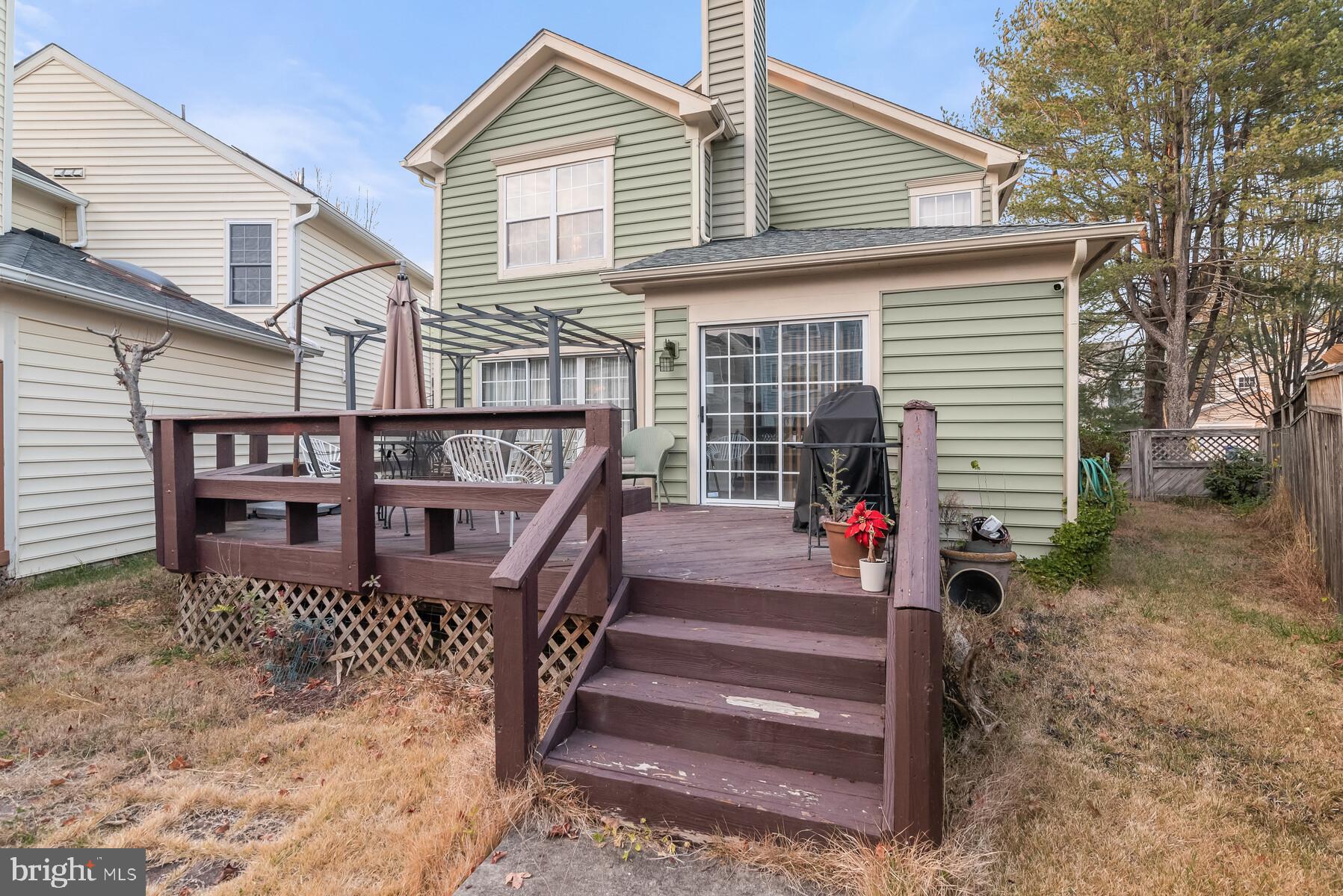 GABLE FIELD - Residential