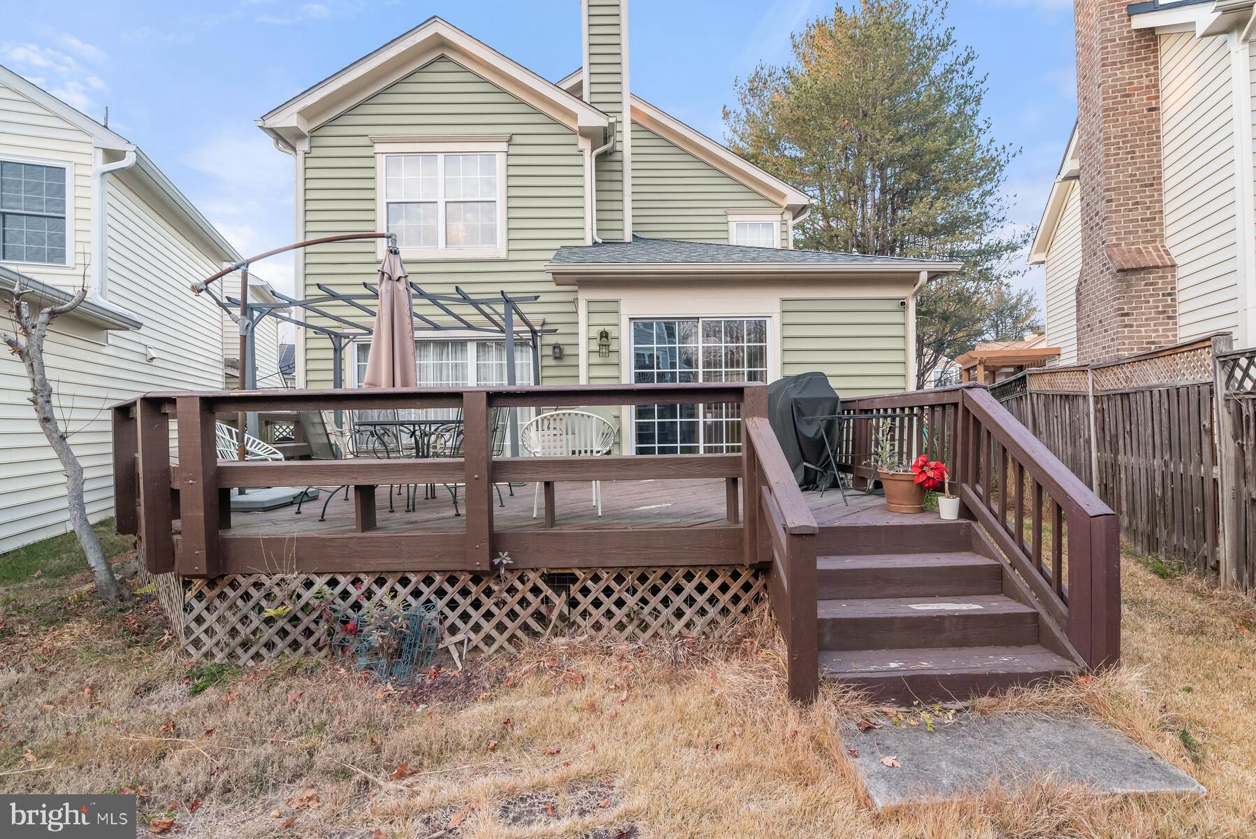 GABLE FIELD - Residential