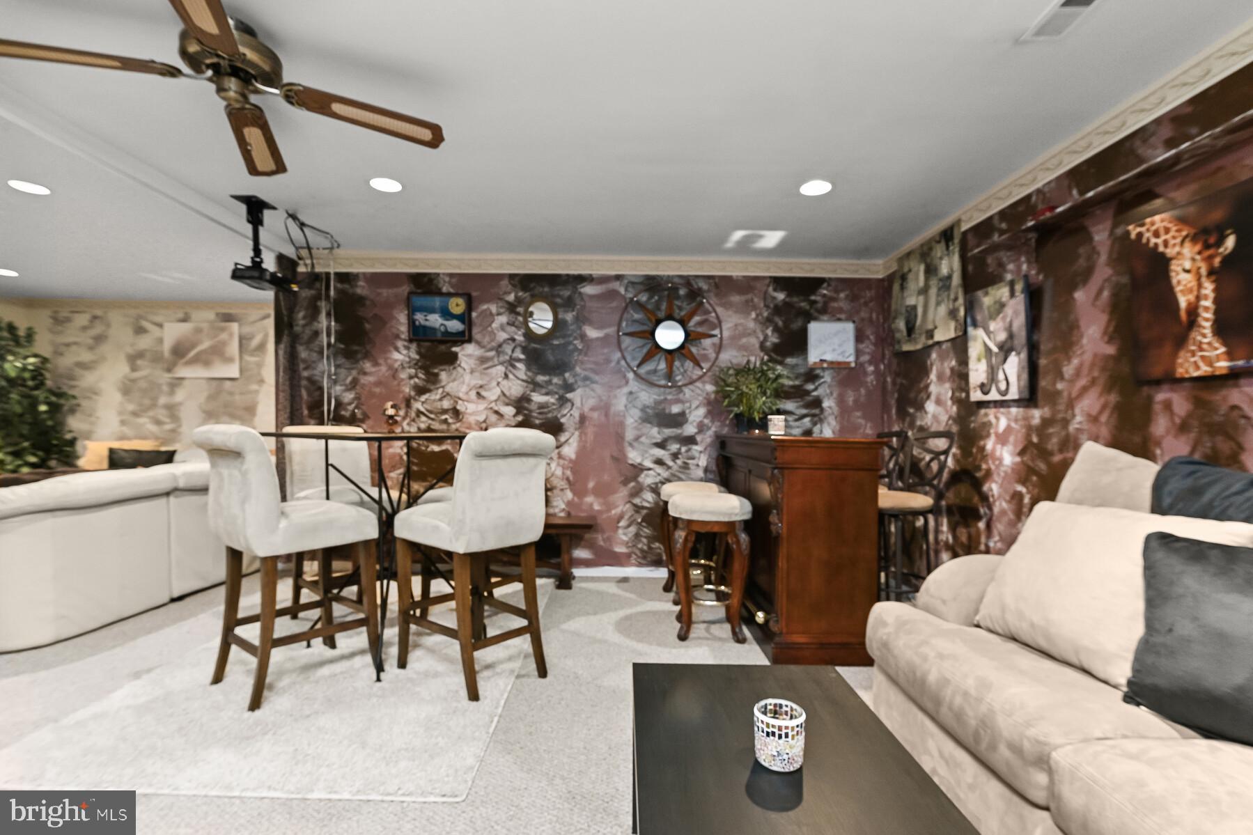 GABLE FIELD - Residential