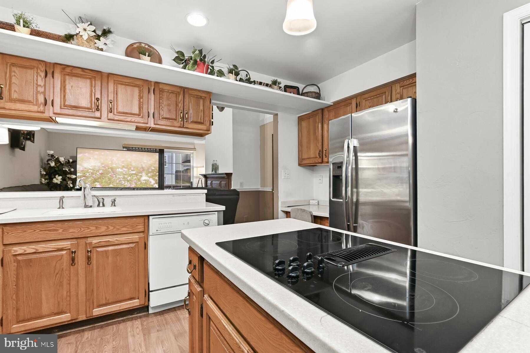 GABLE FIELD - Residential