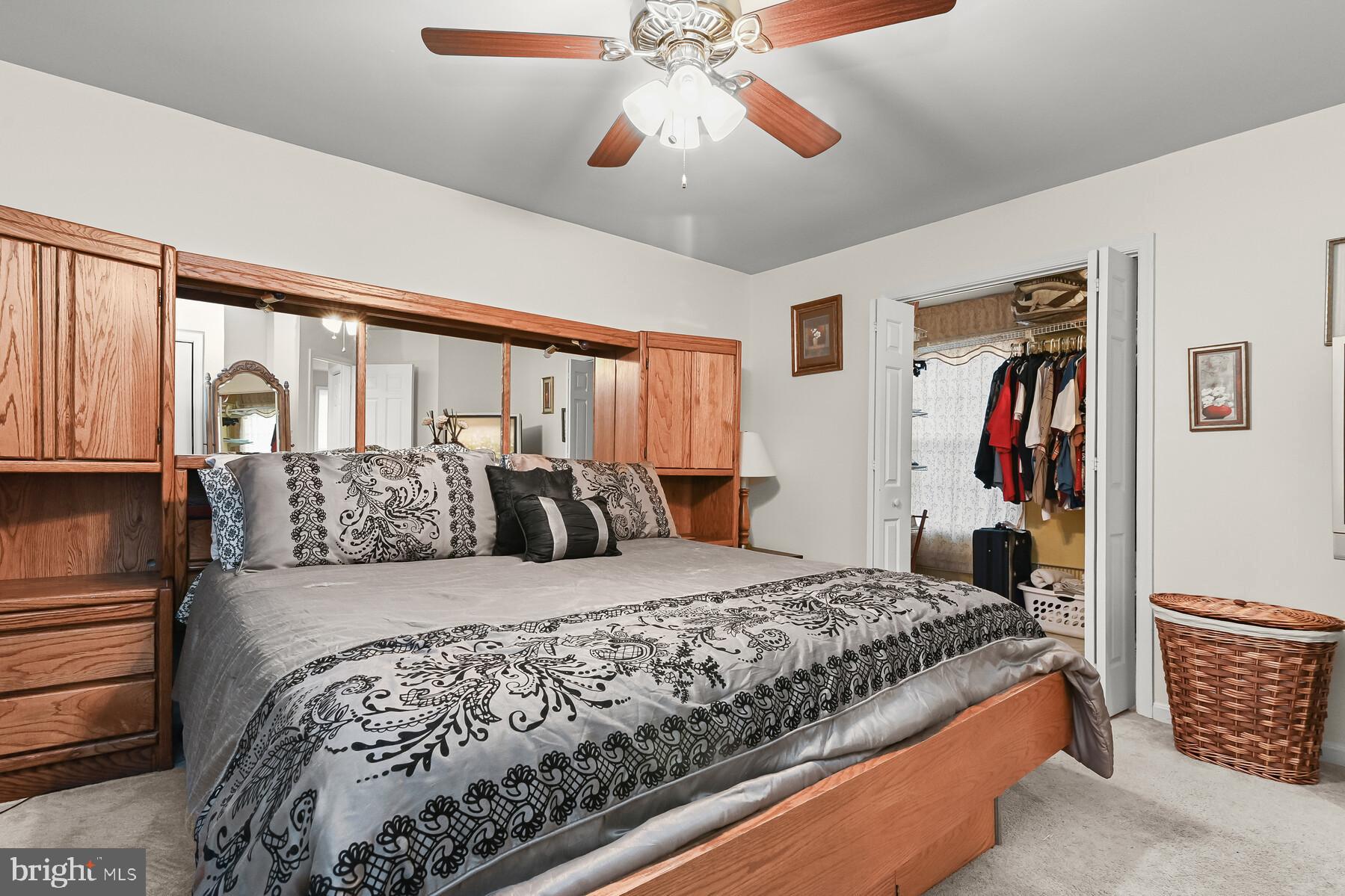 GABLE FIELD - Residential