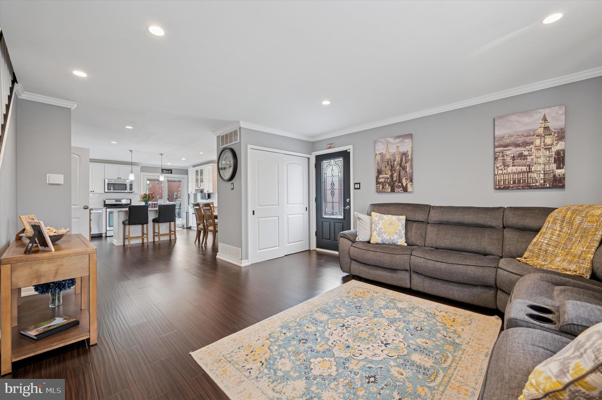 BUSTLETON - Residential