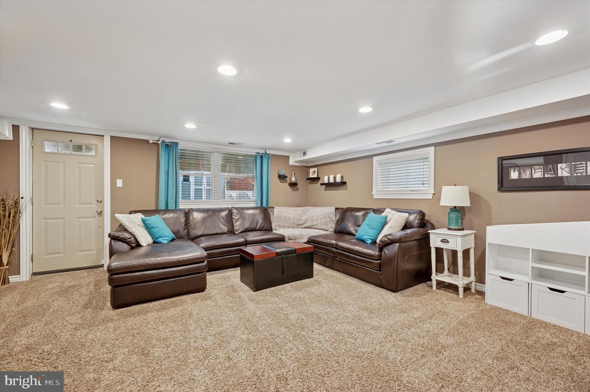 BUSTLETON - Residential