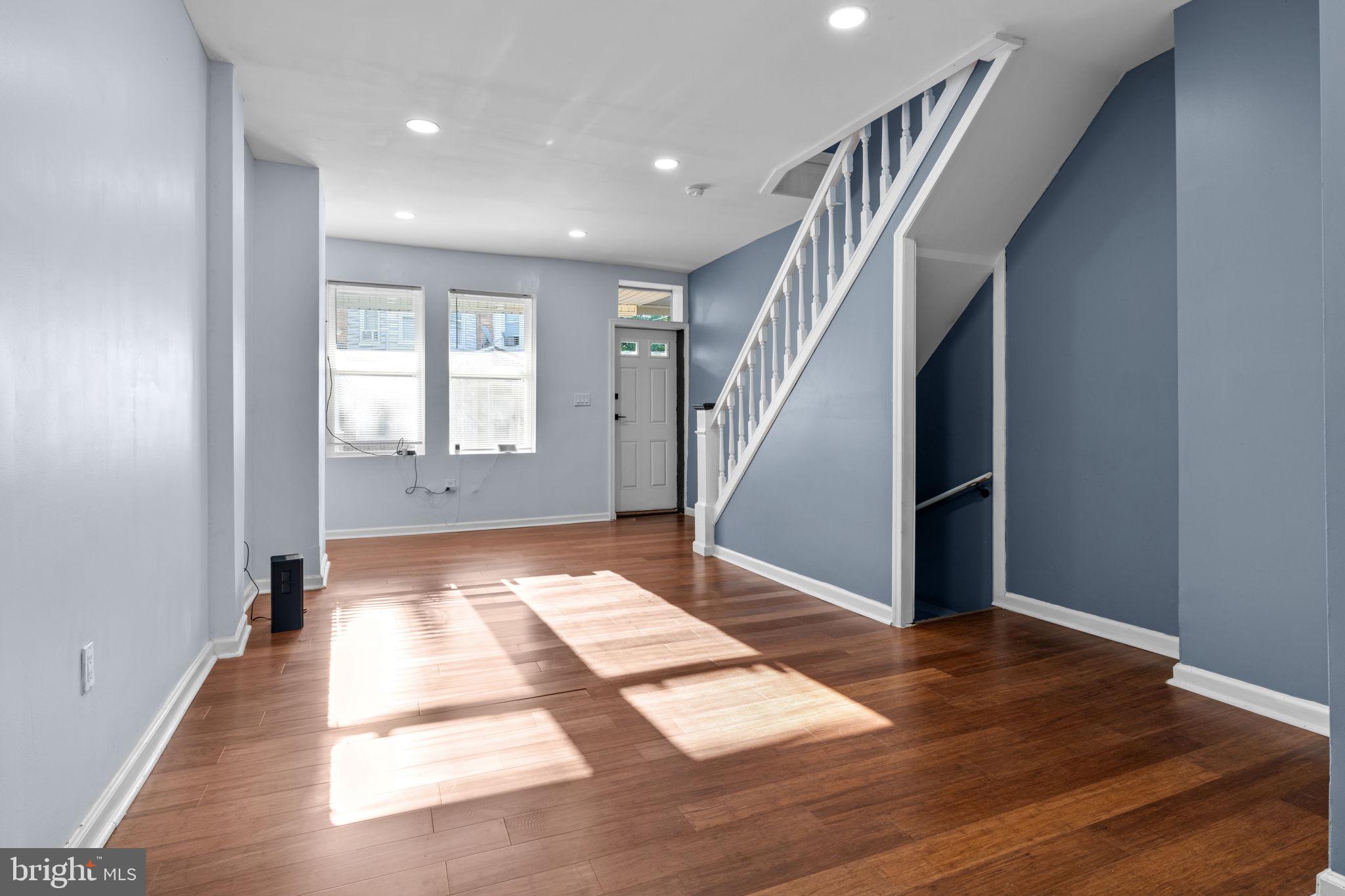 KENSINGTON - Residential