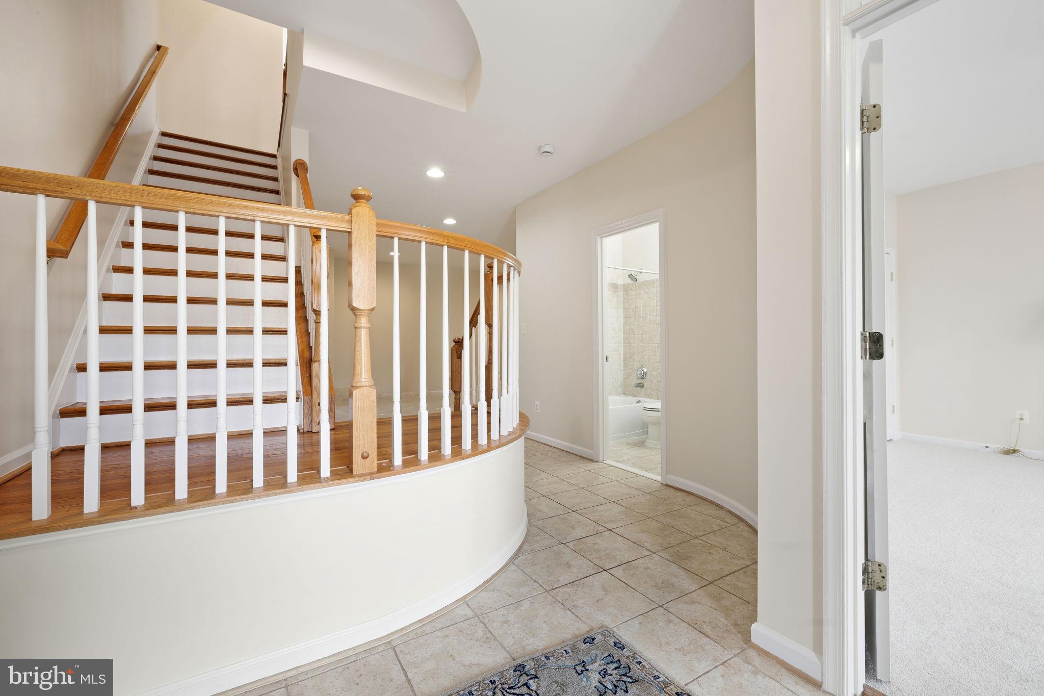 BELMONT TOWN CENTER - Residential