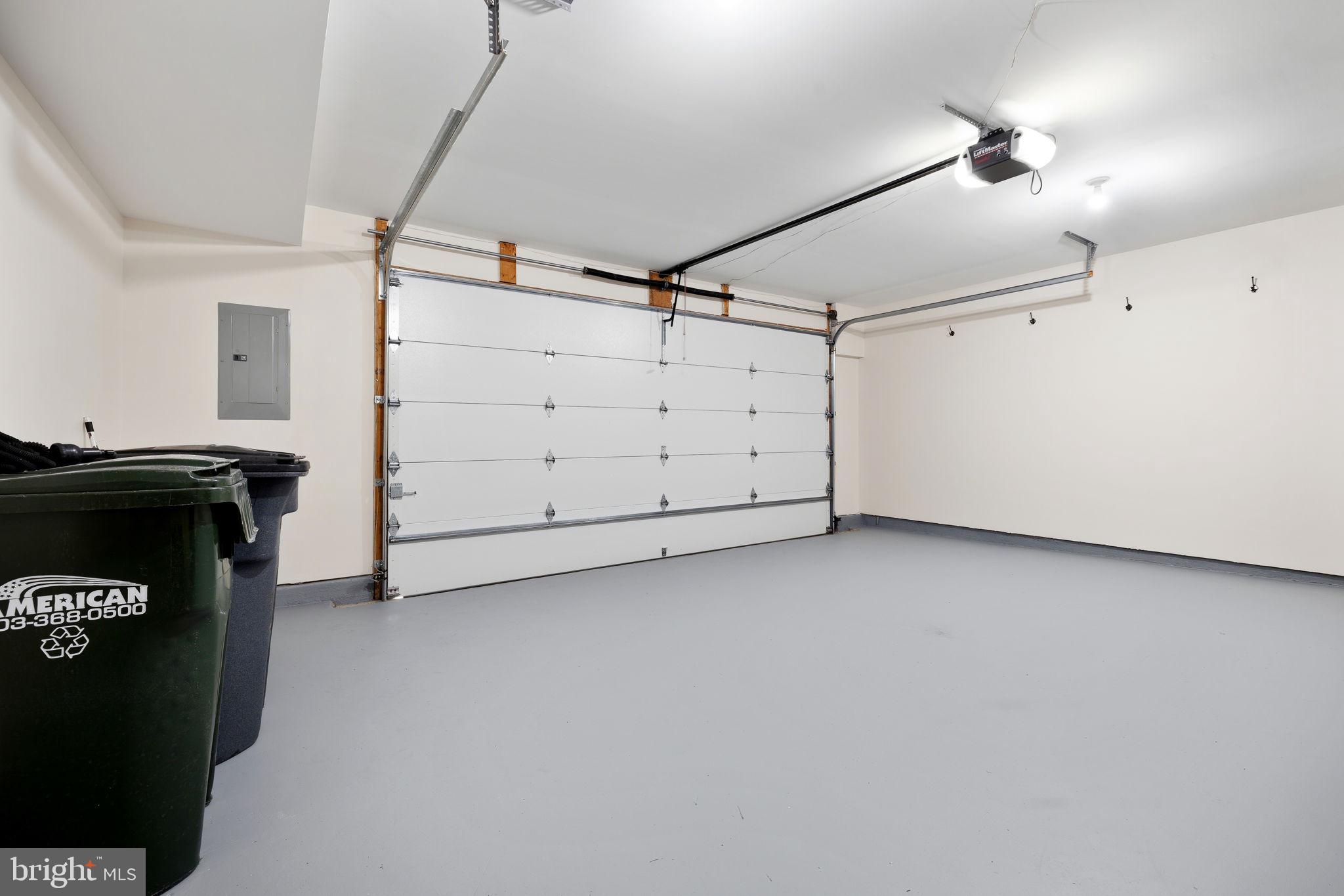 BELMONT TOWN CENTER - Residential