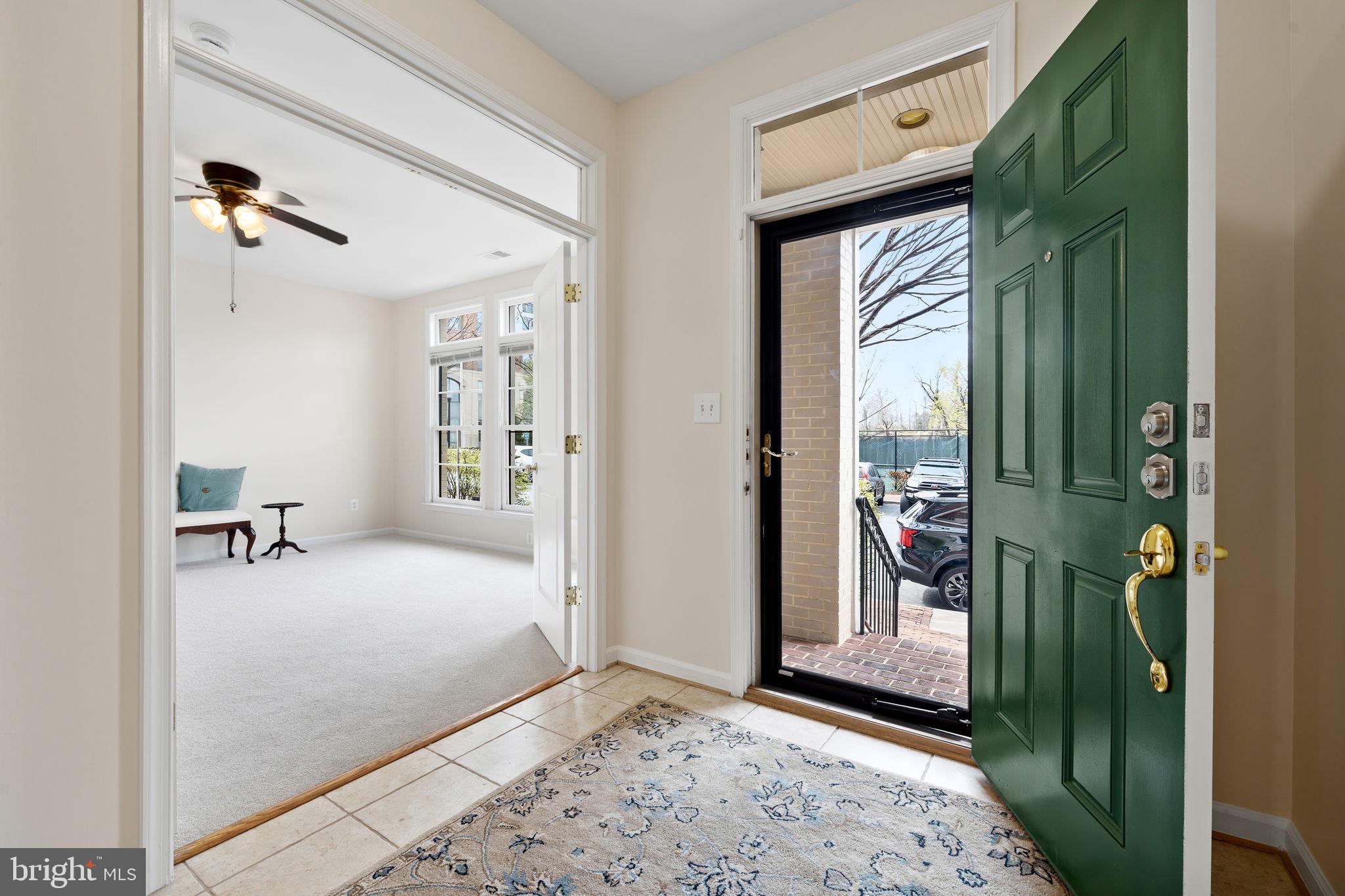 492 HARBOR SIDE STREET