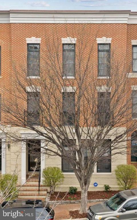 492 HARBOR SIDE STREET WOODBRIDGE VA 22191