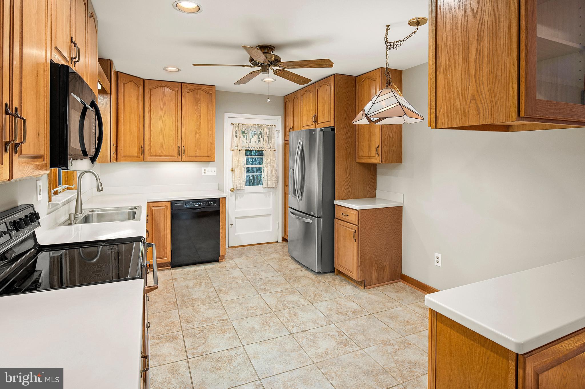 CALVERTON - Residential