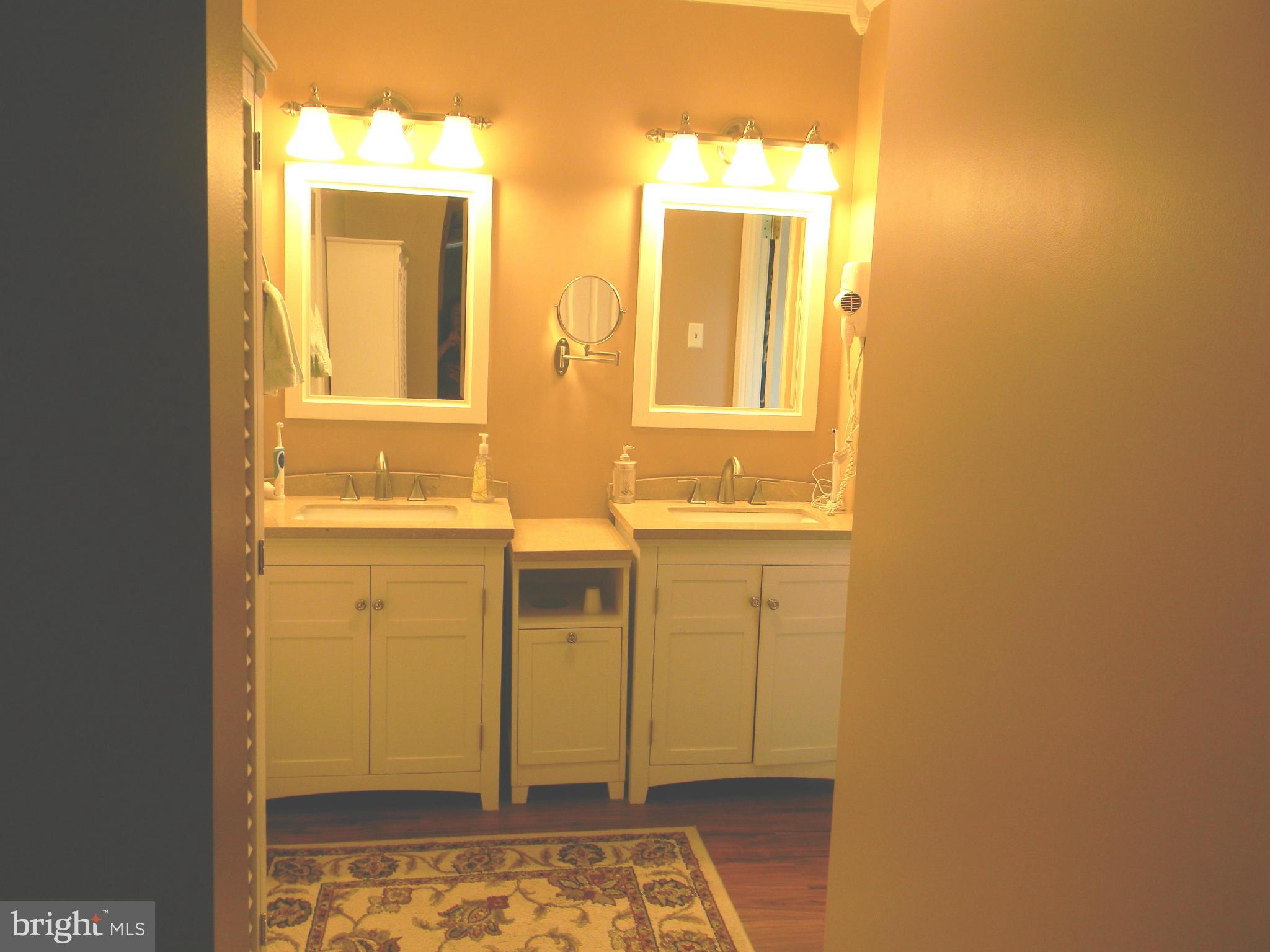 HIGH RIDGE - Residential