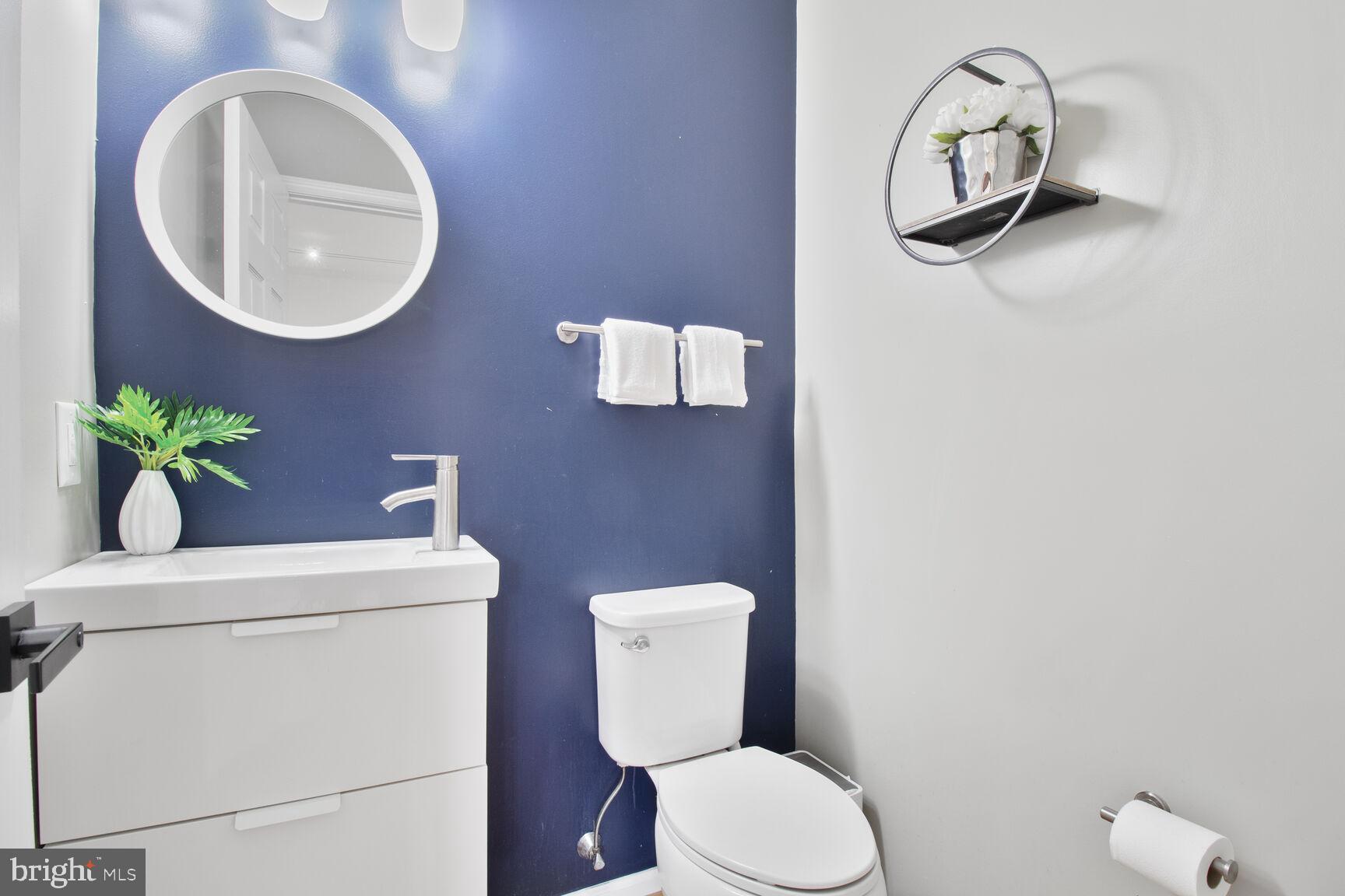 RIDGE COMMONS - Residential