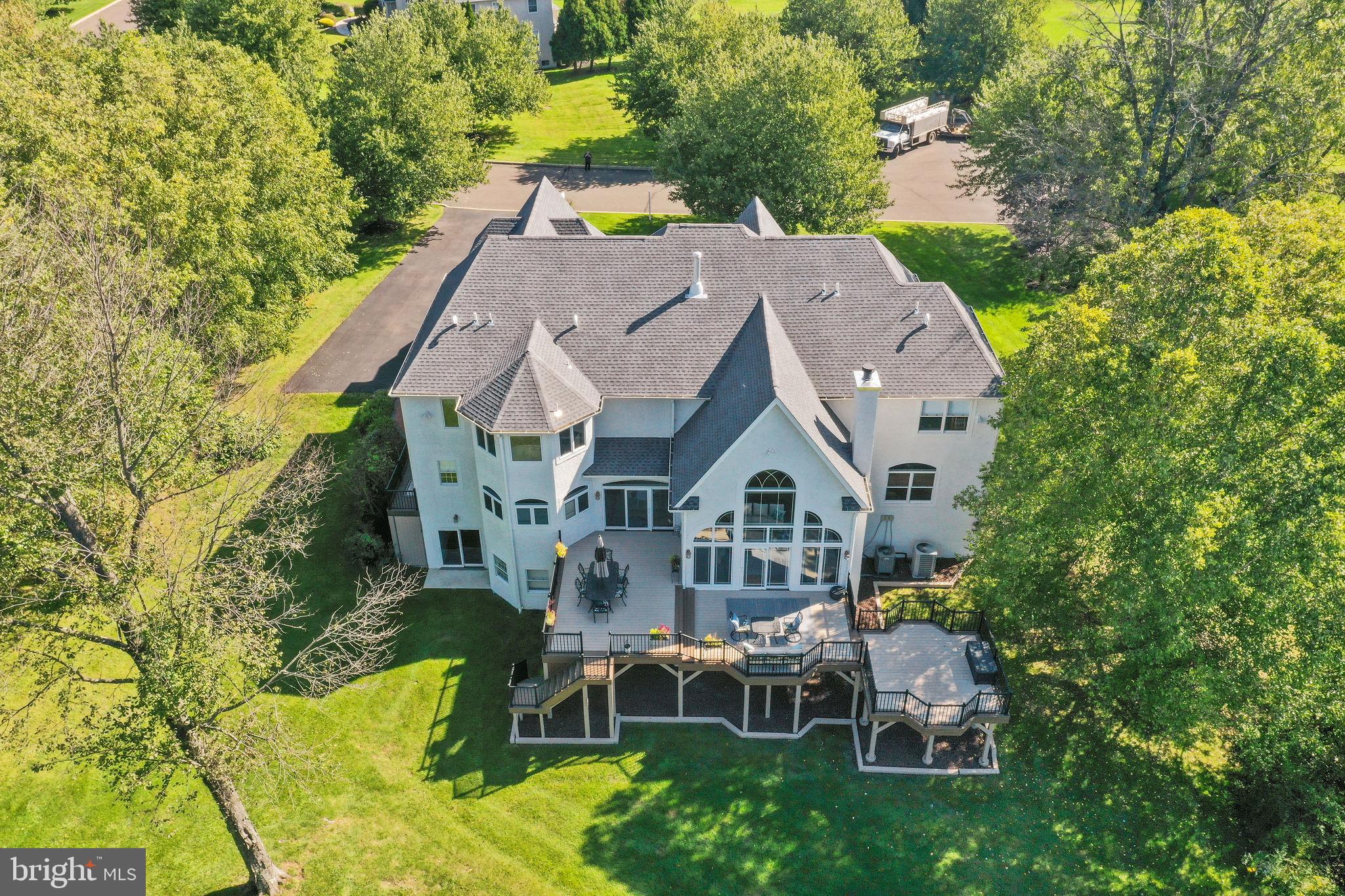 WEST WYND - Residential