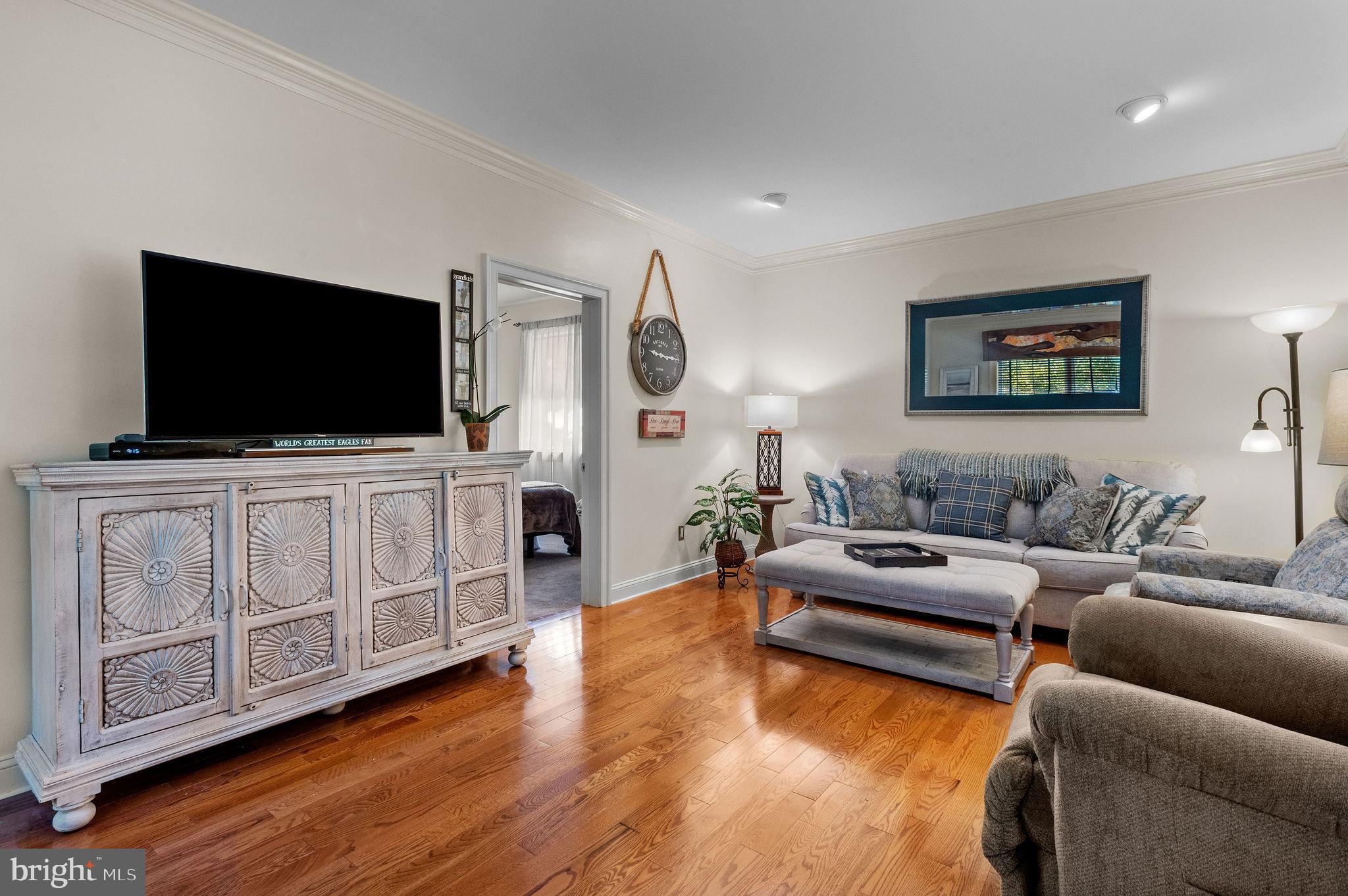 WEST WYND - Residential