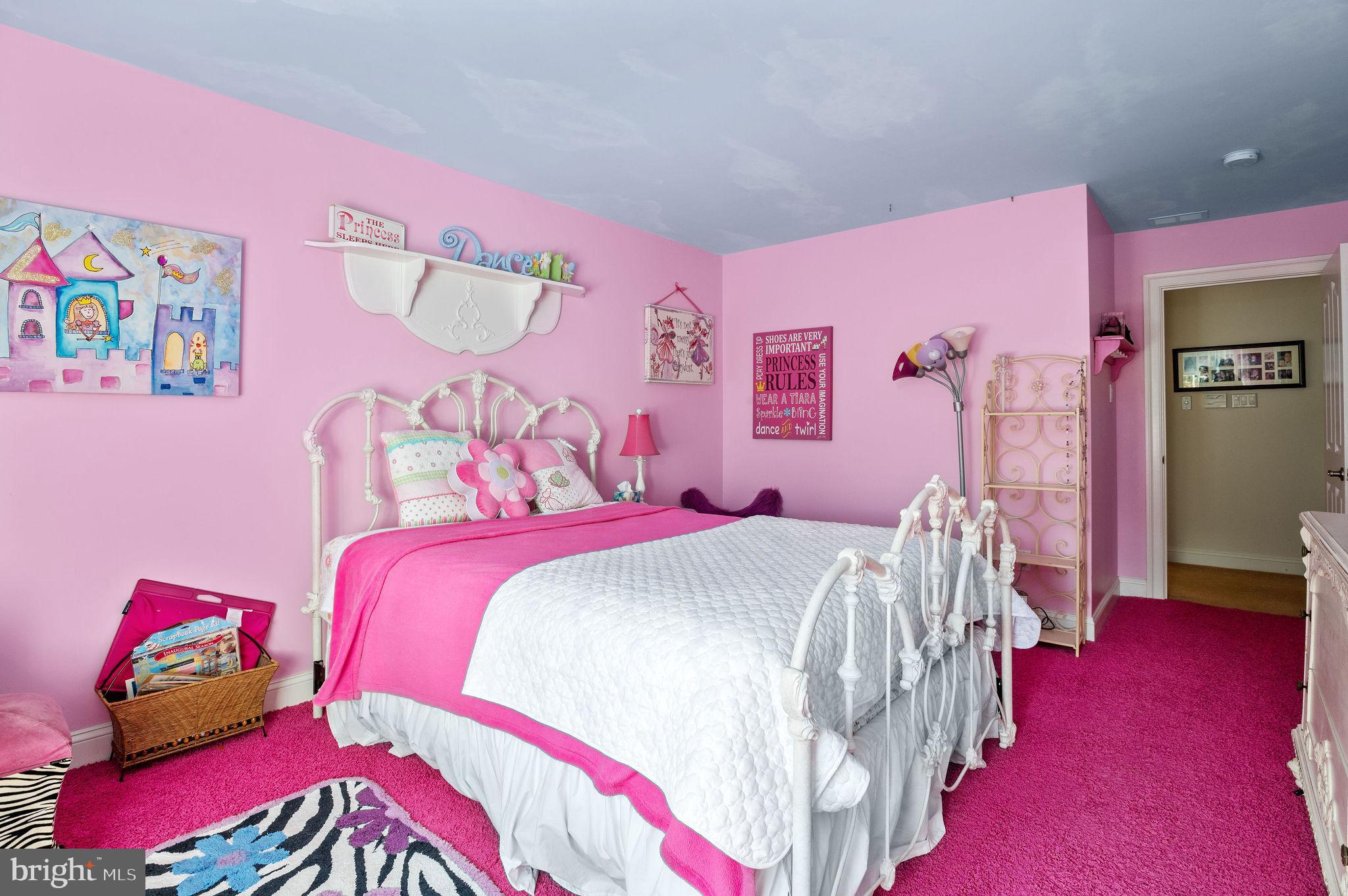 WEST WYND - Residential