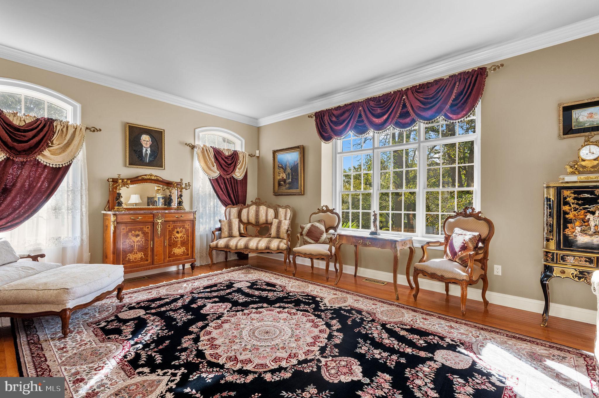 WEST WYND - Residential