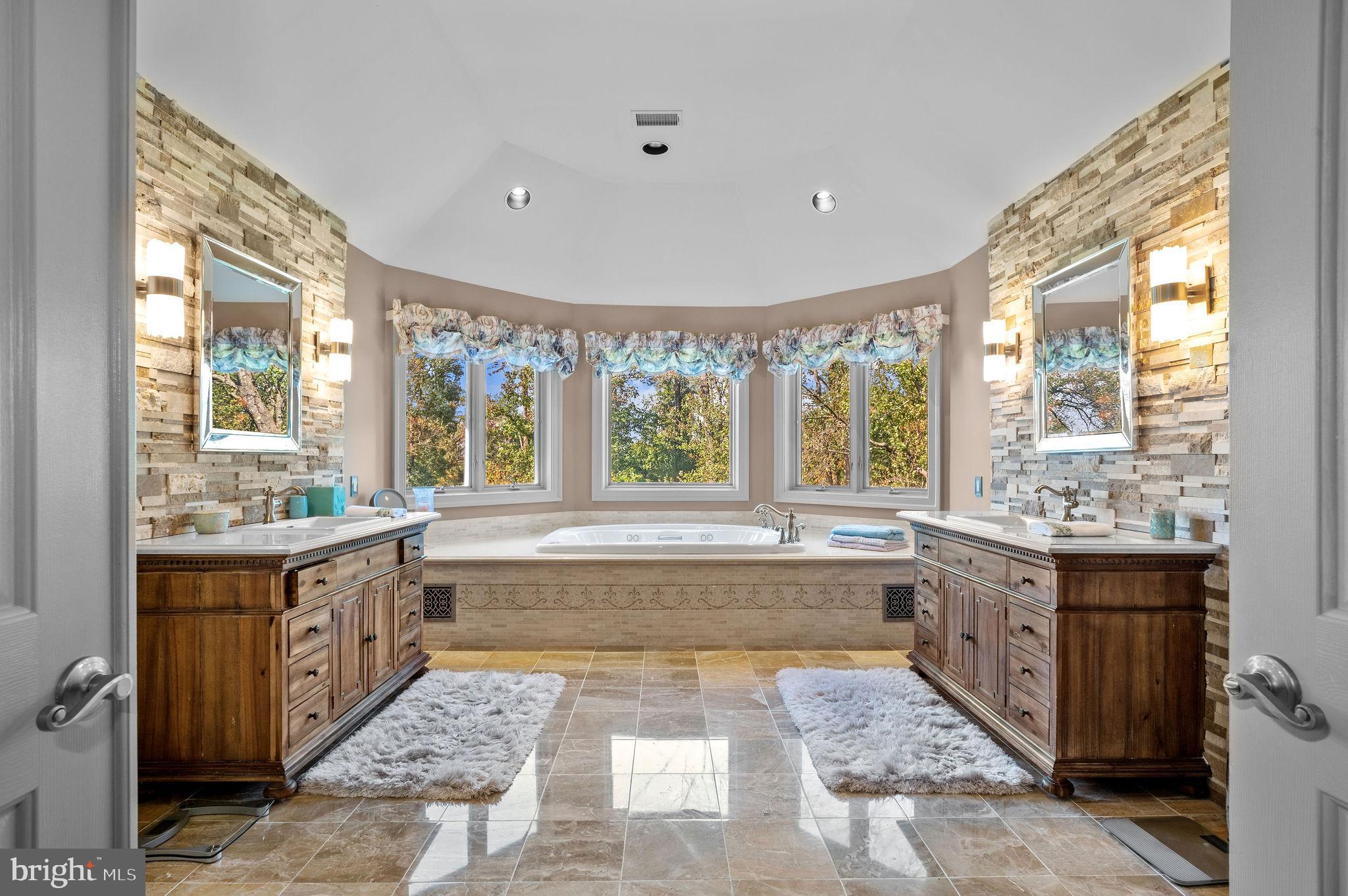 WEST WYND - Residential