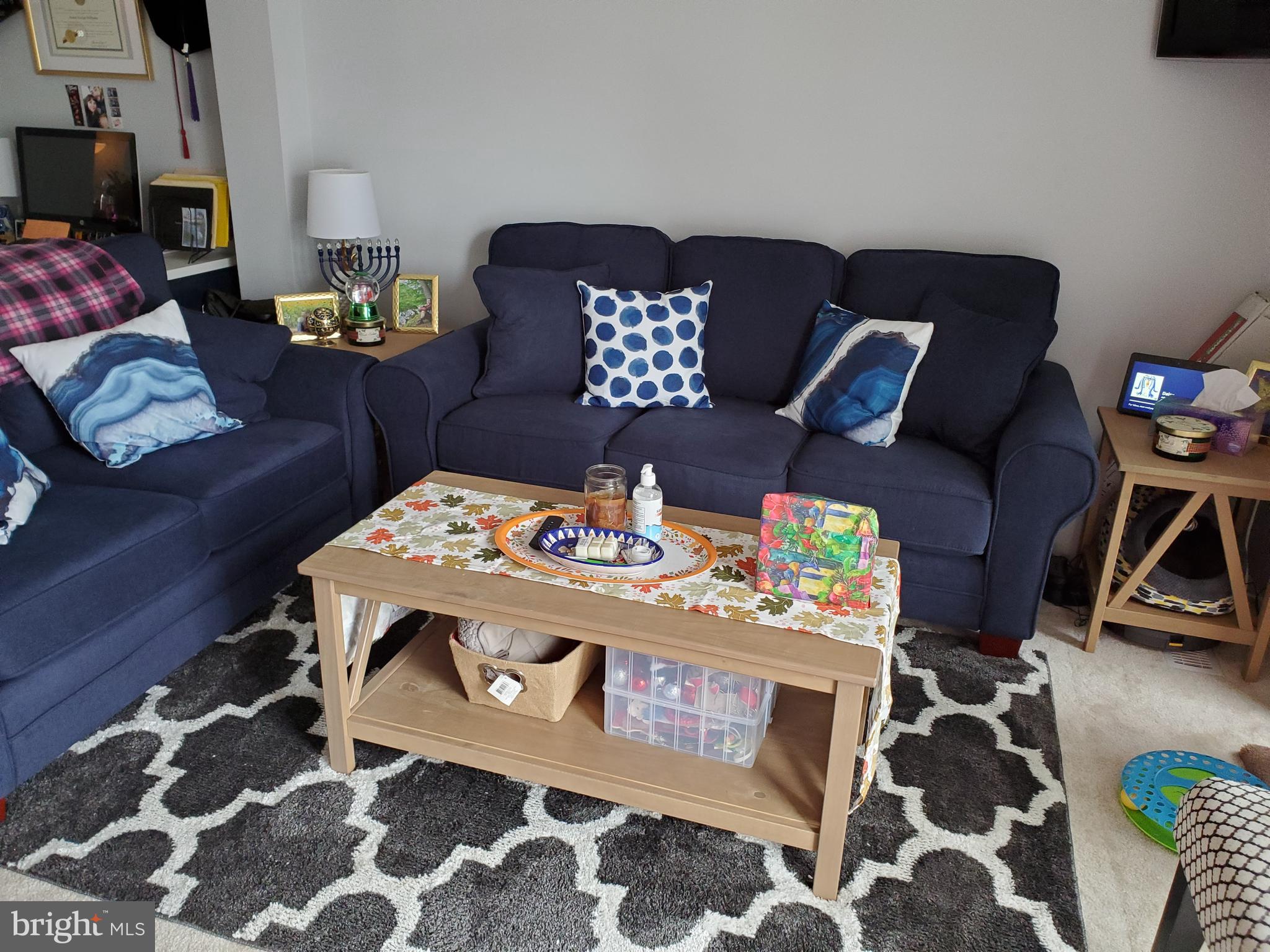 WOODBRIDGE CENTER - Residential Lease