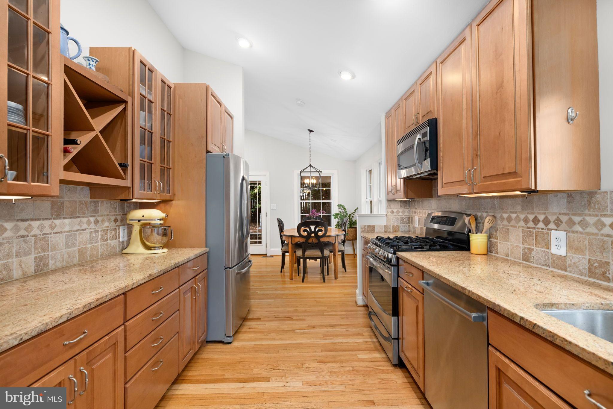 ROSEMONT - Residential