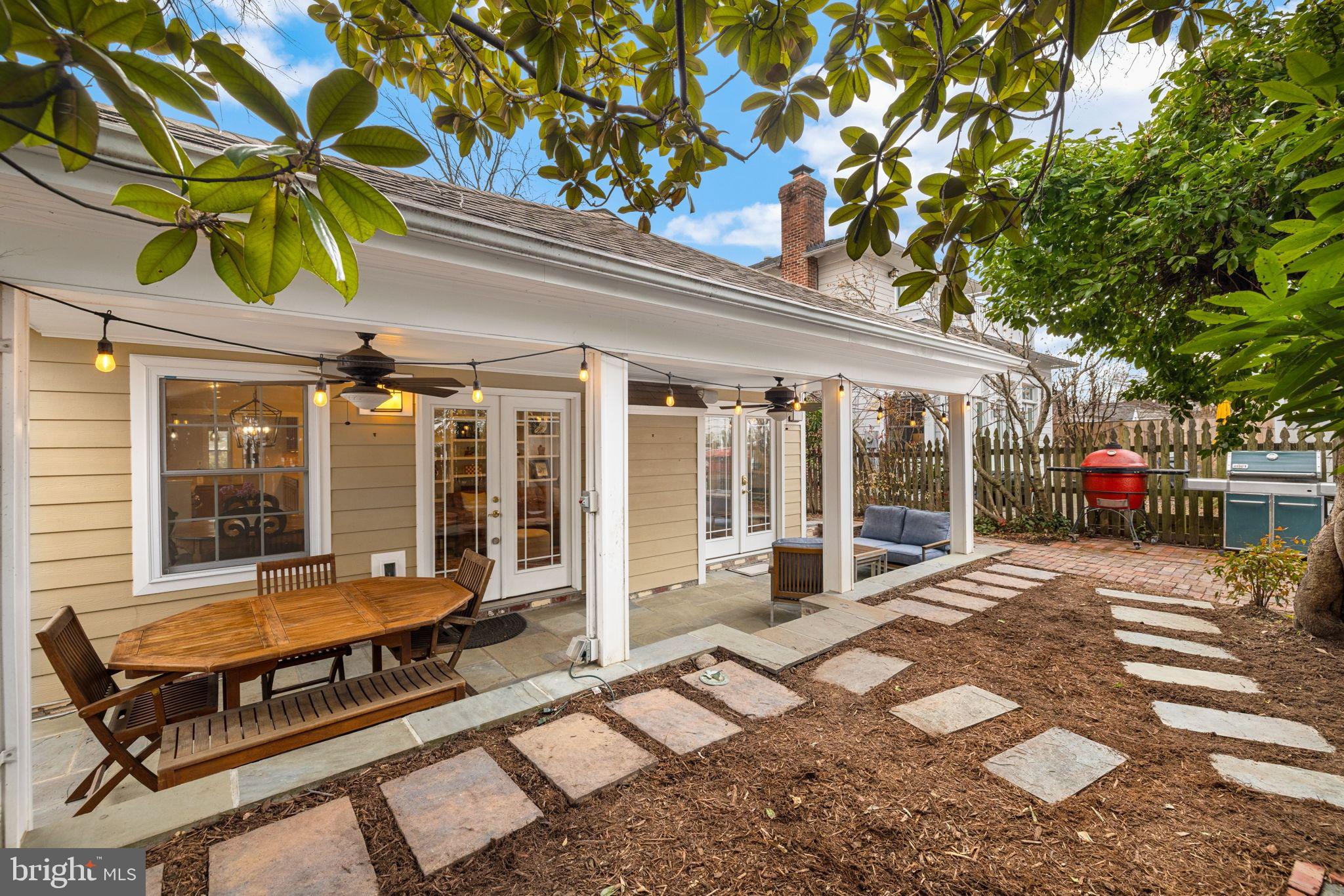 ROSEMONT - Residential