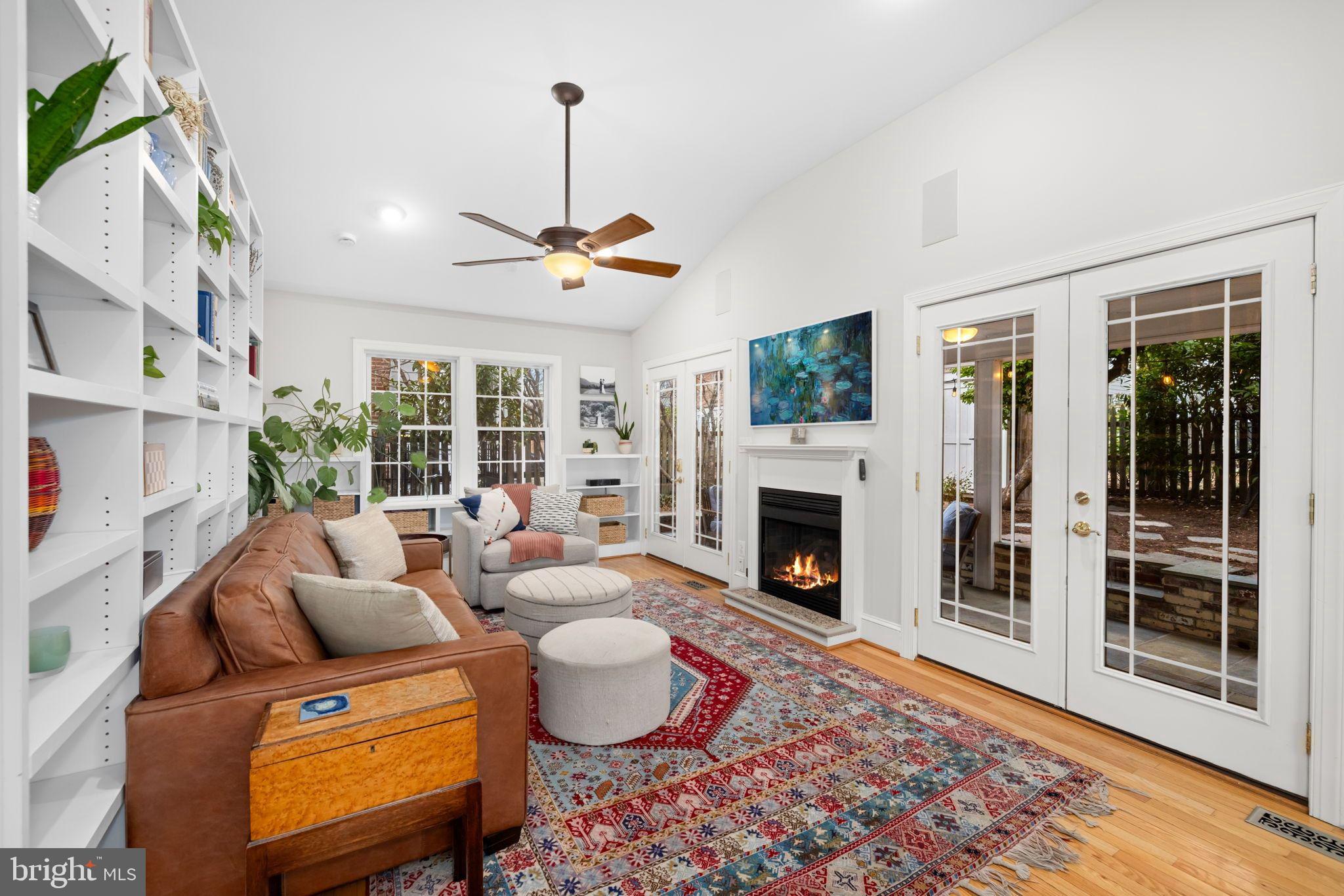 ROSEMONT - Residential