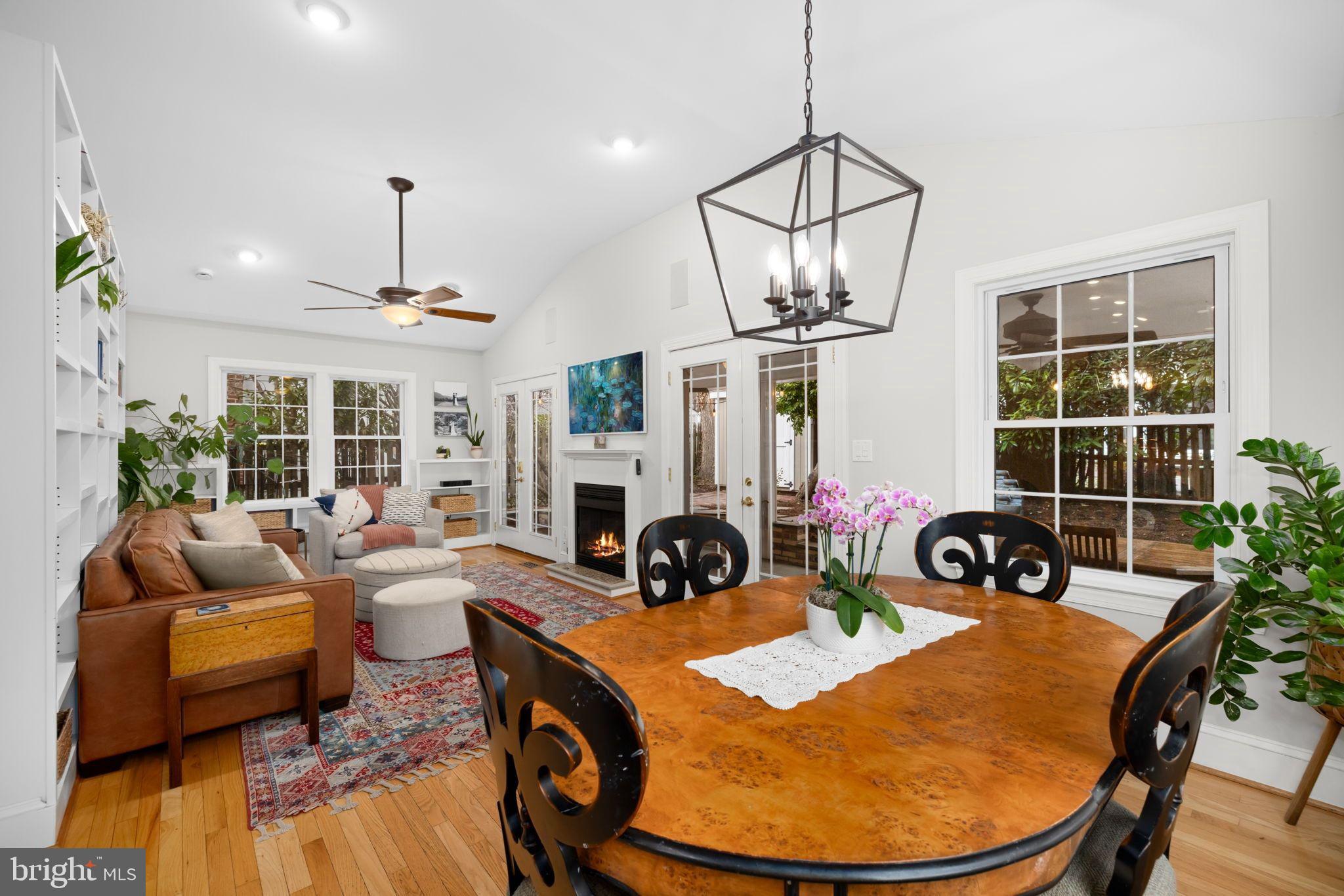 ROSEMONT - Residential