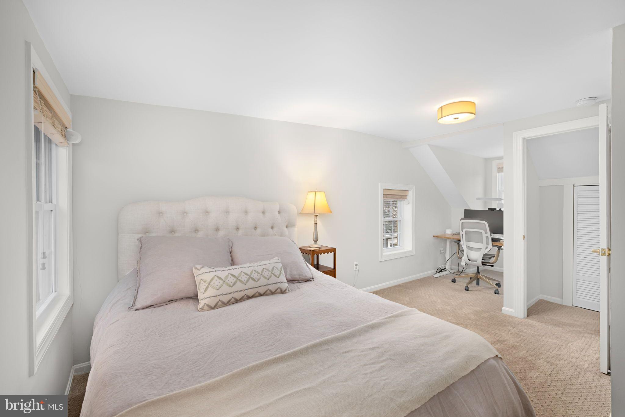 ROSEMONT - Residential