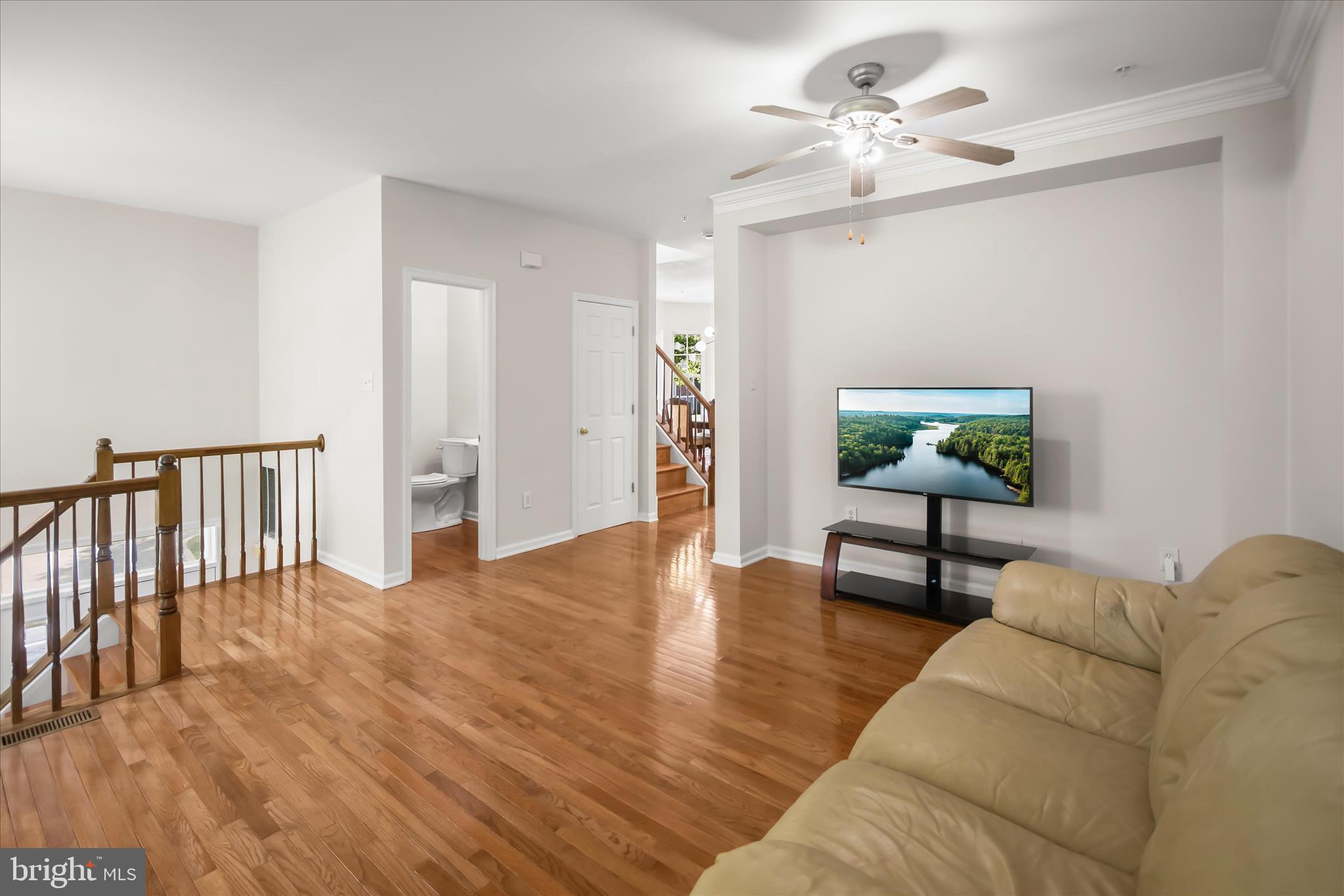 VILLAGE OF RIVER HILL - Residential
