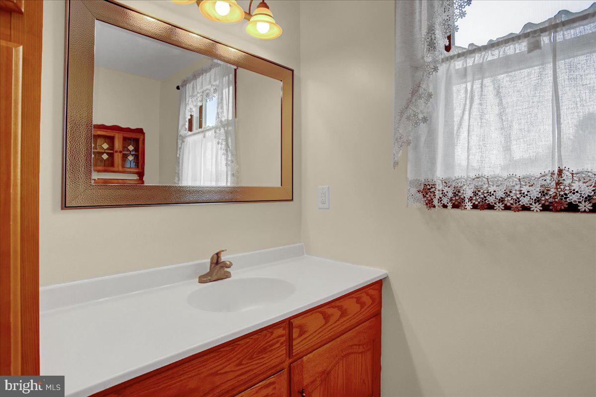 HEATHER KNOLL - Residential