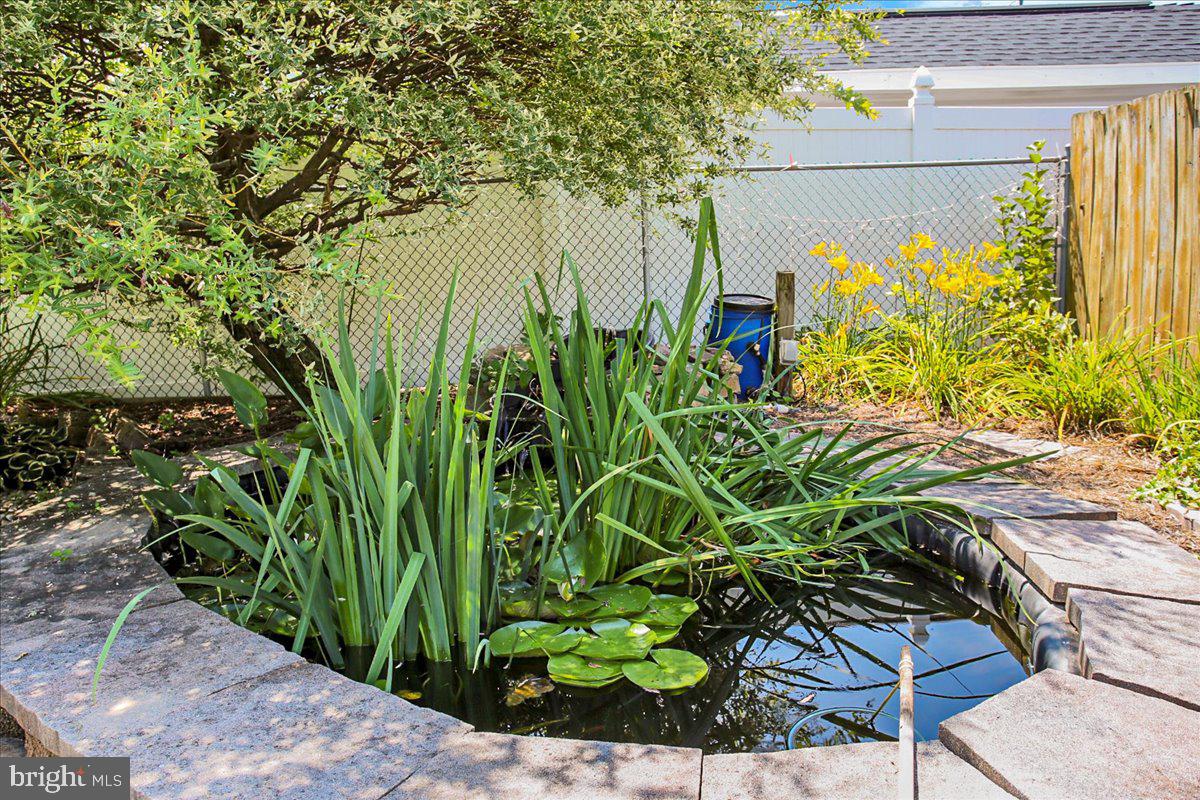 HEATHER KNOLL - Residential