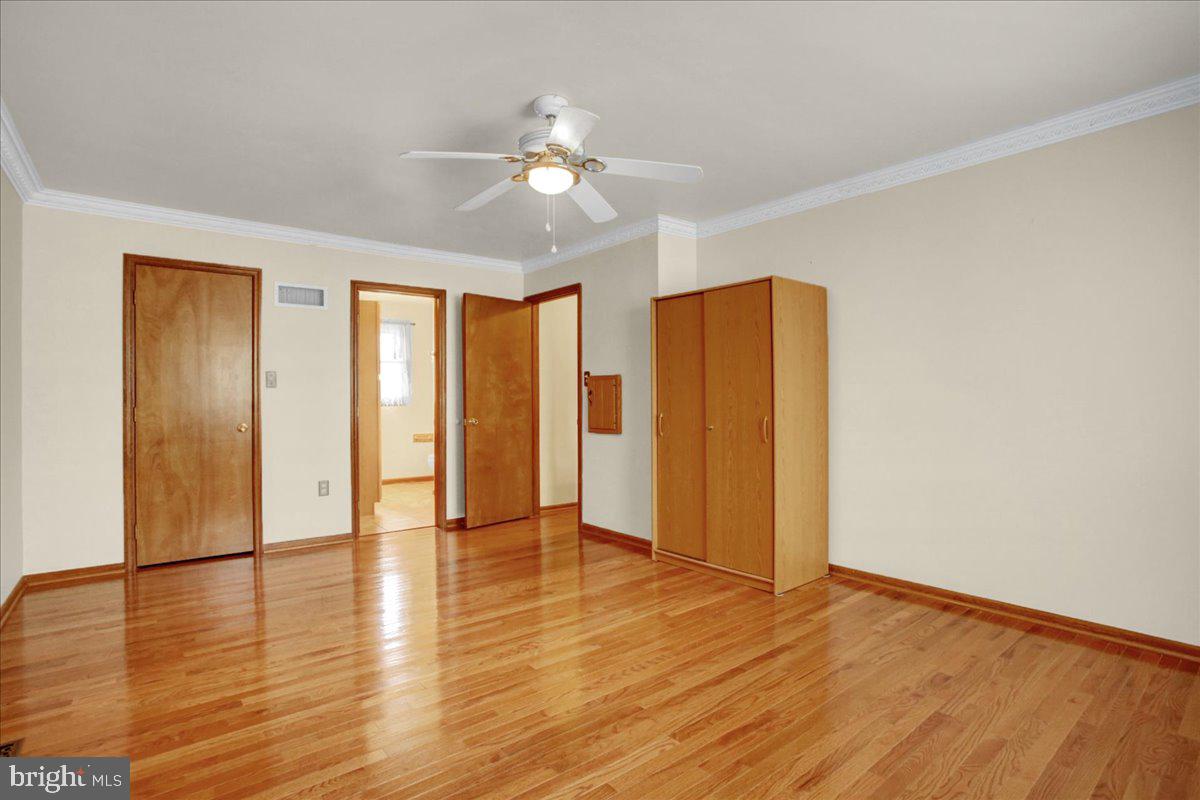 HEATHER KNOLL - Residential