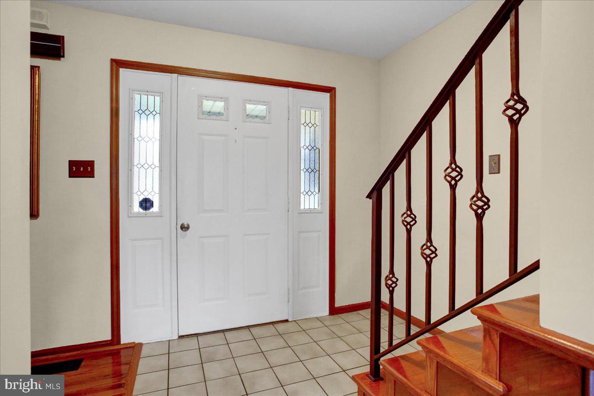 HEATHER KNOLL - Residential