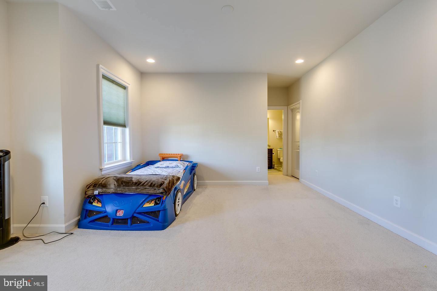 WILLOWSFORD - THE GREENS - Residential Lease