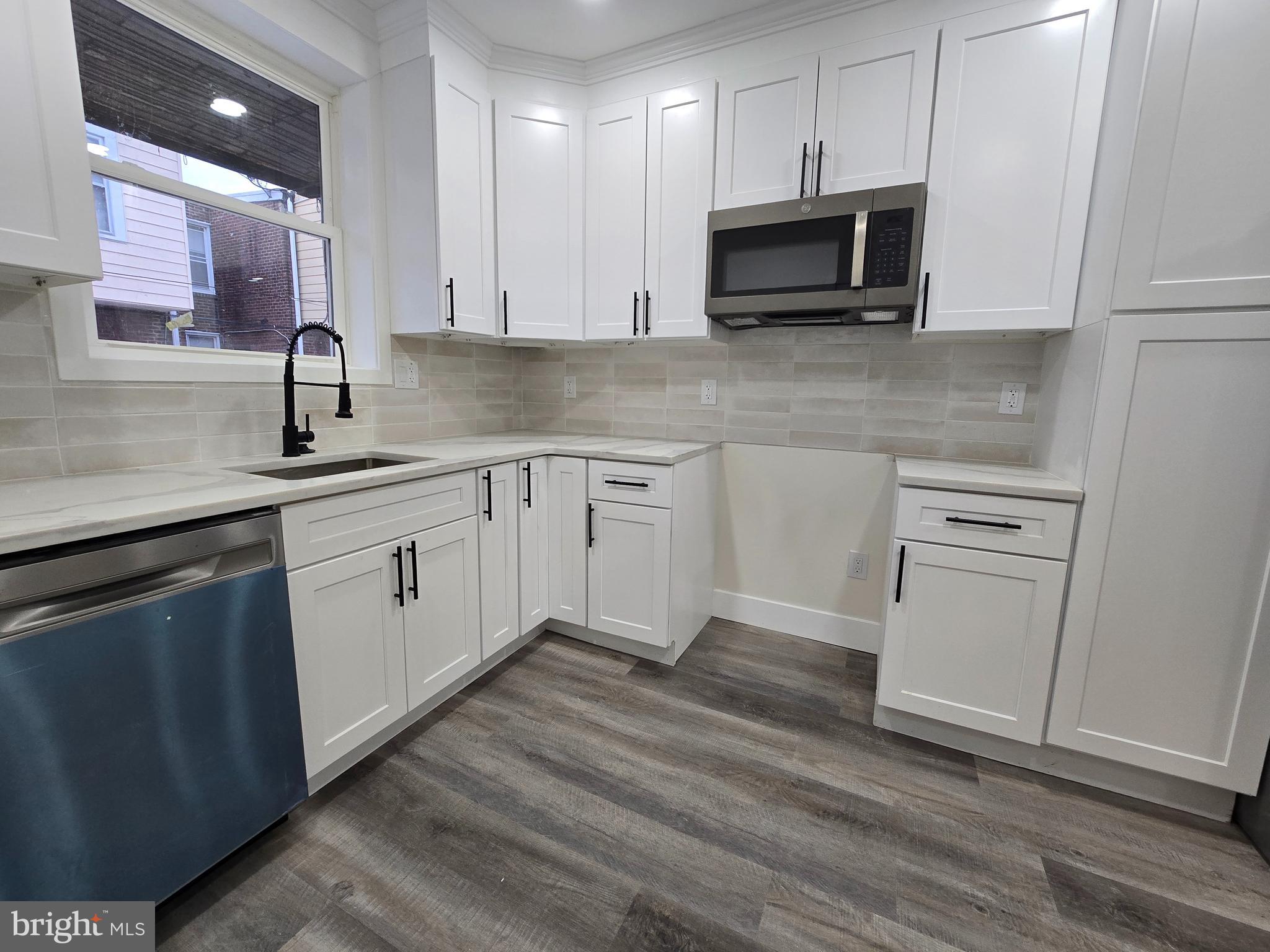 PHILADELPHIA - Residential