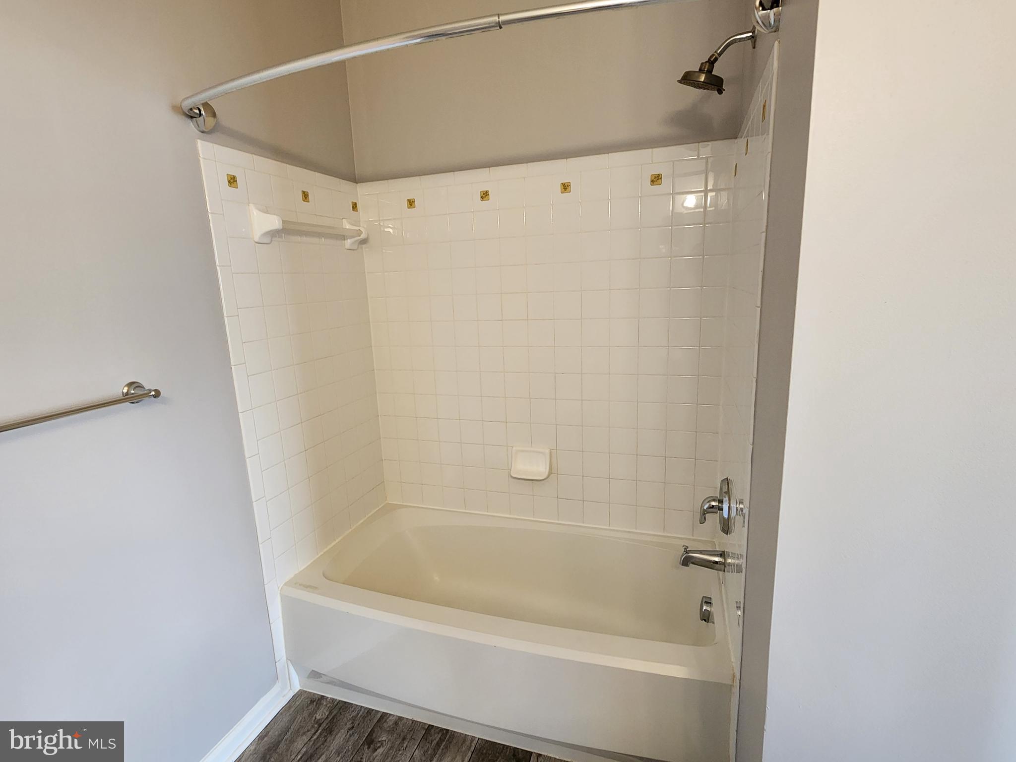 BOWIE TOWERS - Residential